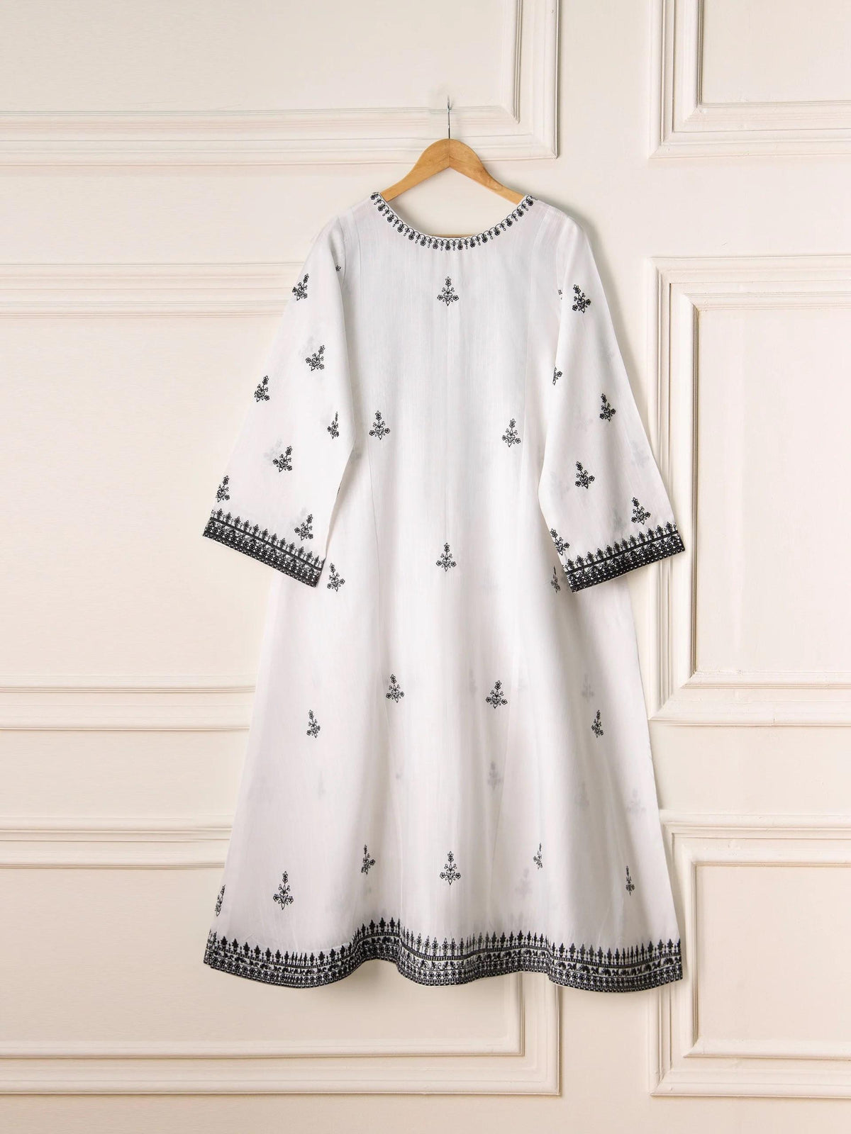 Aghanoor 2 piece - (Size- M, L) Embroidered Khaddar Frock Suit - White