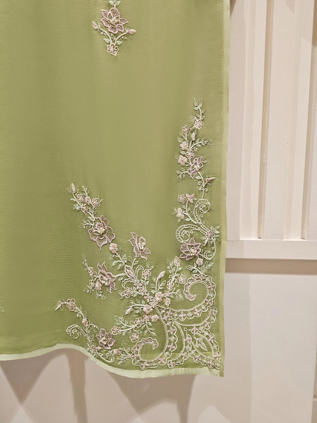 Agha Noor 2 Piece - Pure Chiffon Embroidered Suit (Size - Medium) - Chest 42"