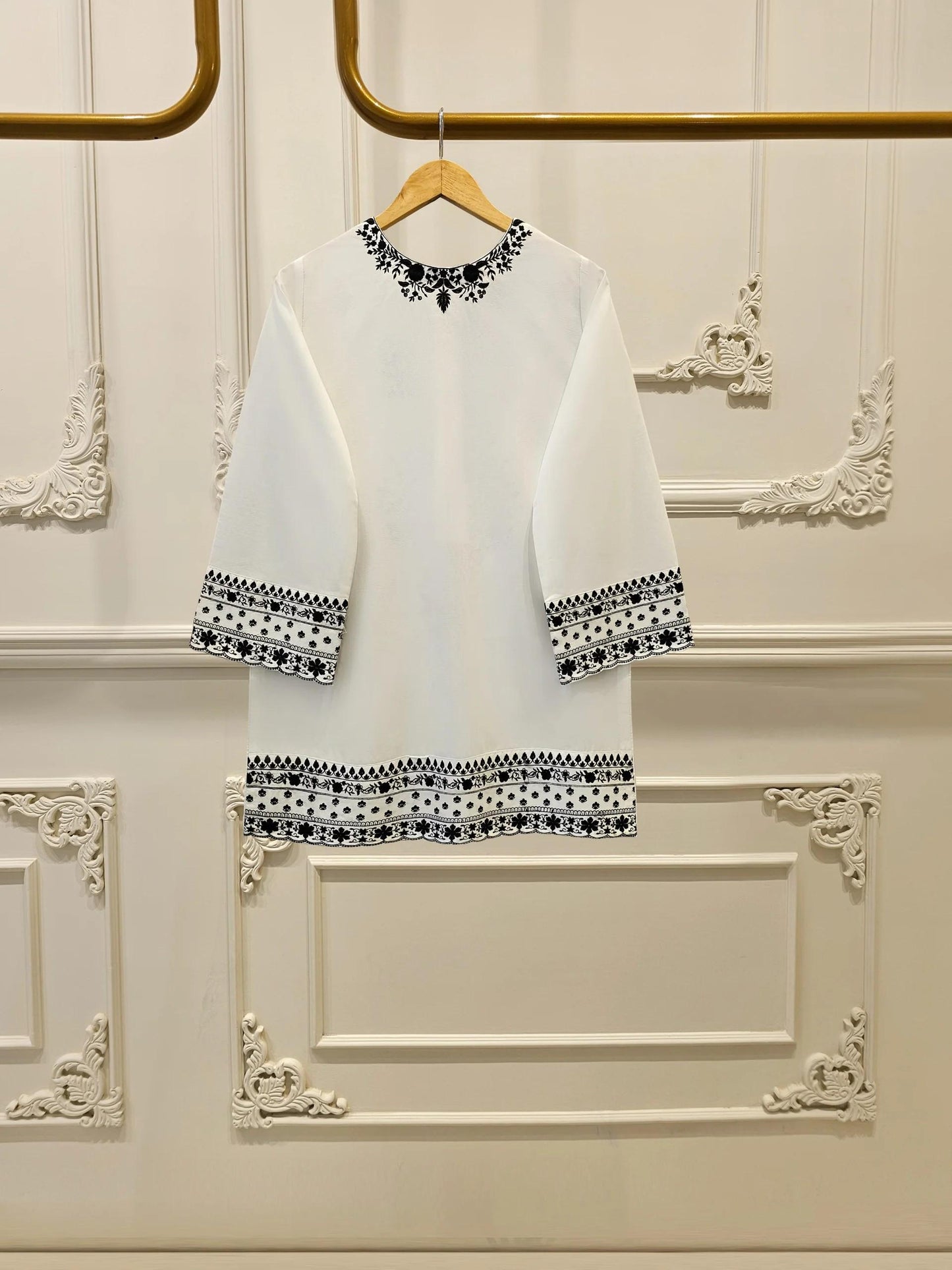 Aghanoor 2 piece - Pure Embroidered Summer Lawn Suit - White - India Pakistan Bangladesh Shalwar Kameez