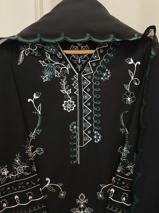 Agha noor 3 Piece Embroidered Lawn Suit Size (Medium, Large, XL) - Kora Cotton Dupatta