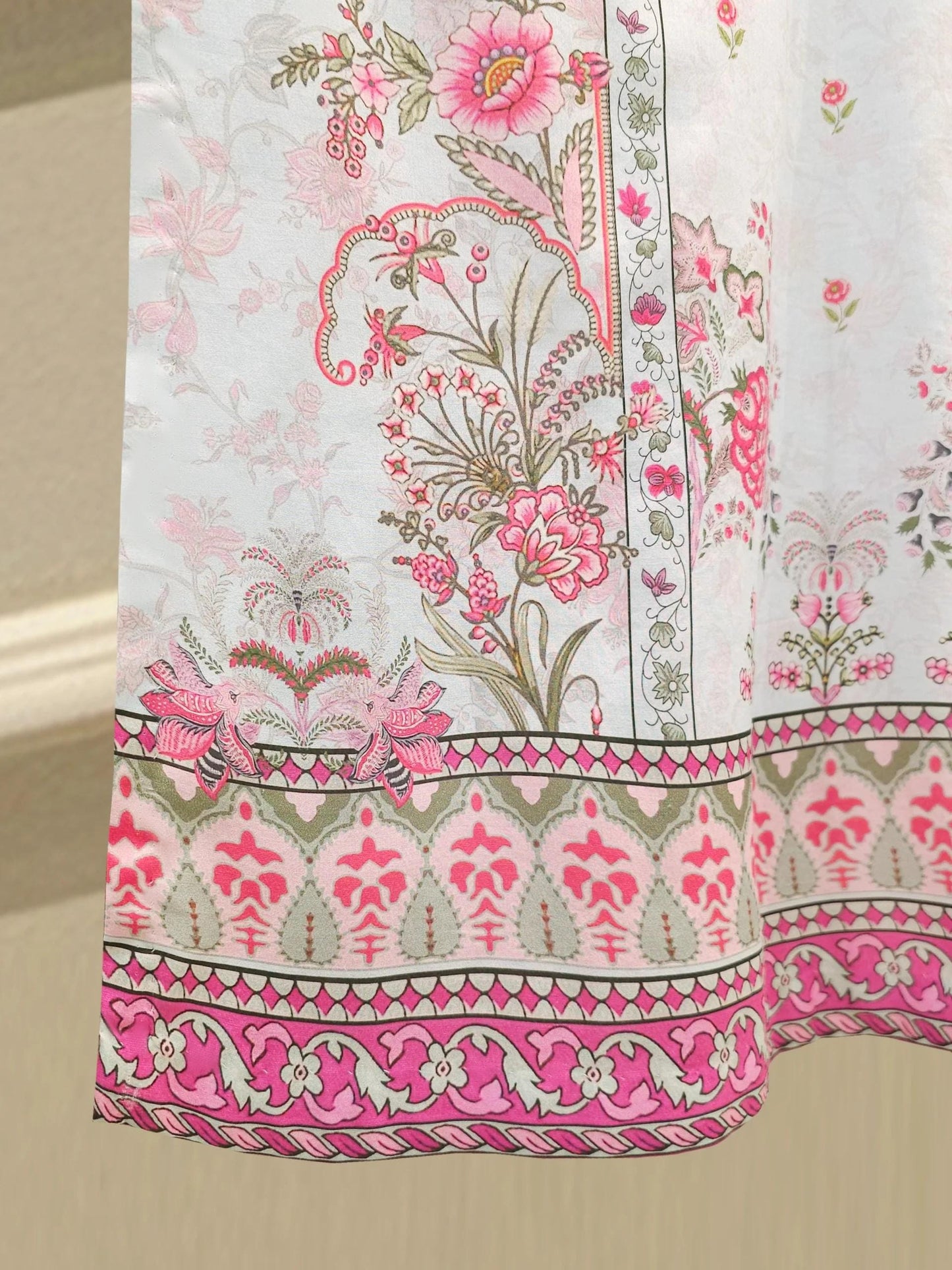 Agha Noor 2 Piece Digital Printed Embroidered Lawn Suit - Chiffon Dupatta