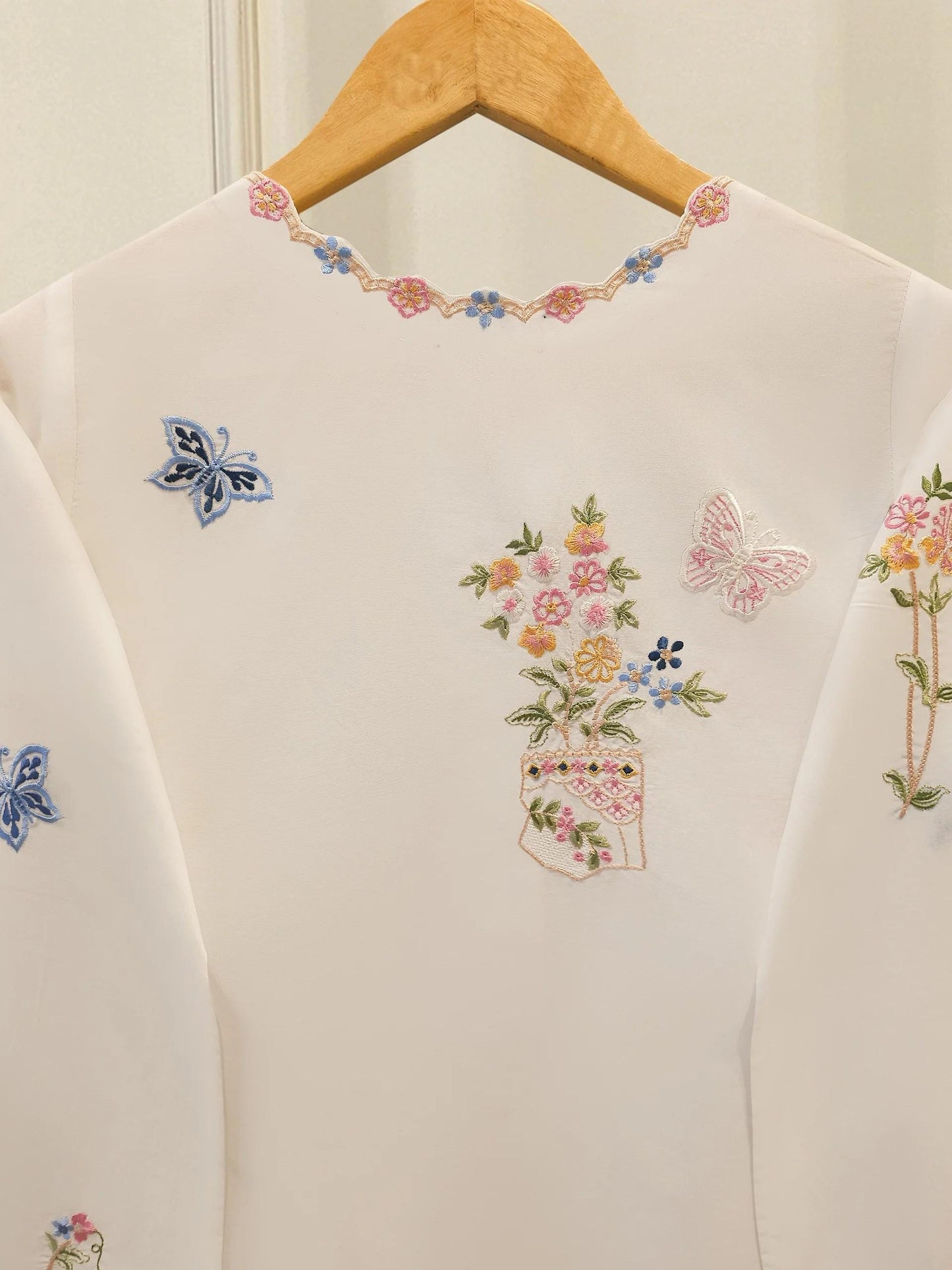 Agha Noor 2 piece - Embroidered Lawn Suit - White