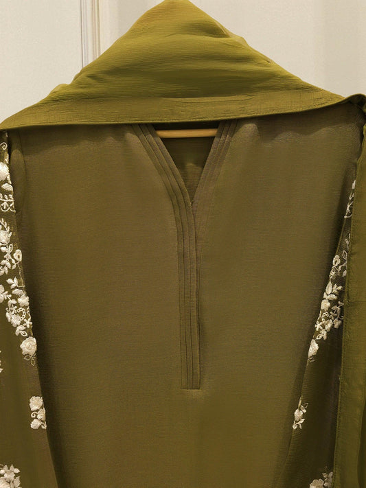 Agha Noor 3 Piece Pure Cotton Net Embroidered Suit - Raw Silk Pants & Chiffon Dupatta