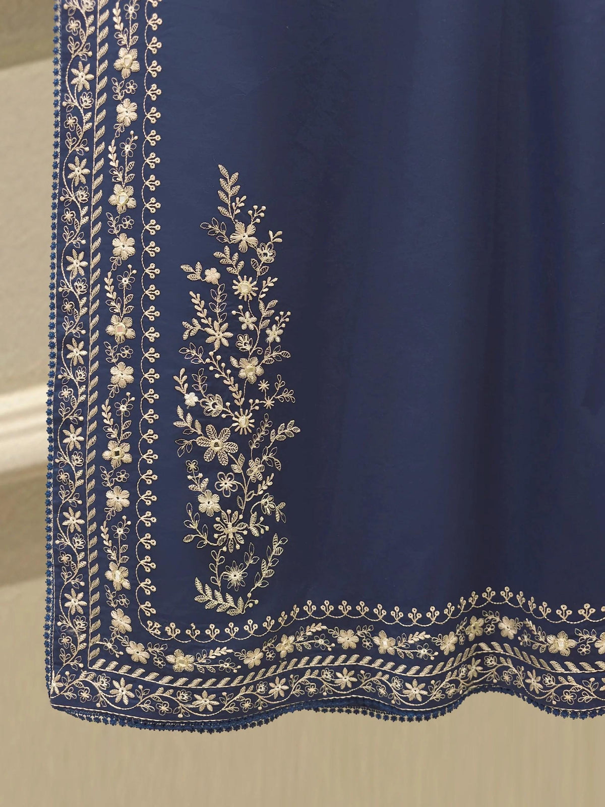 Agha Noor 2 Piece Embroidered Lawn Suit - Shirt and Kora Cotton Dupatta