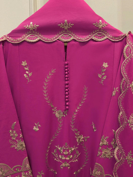 3 Piece Agha Noor Embroidered Cambric Suit - Shocking Pink