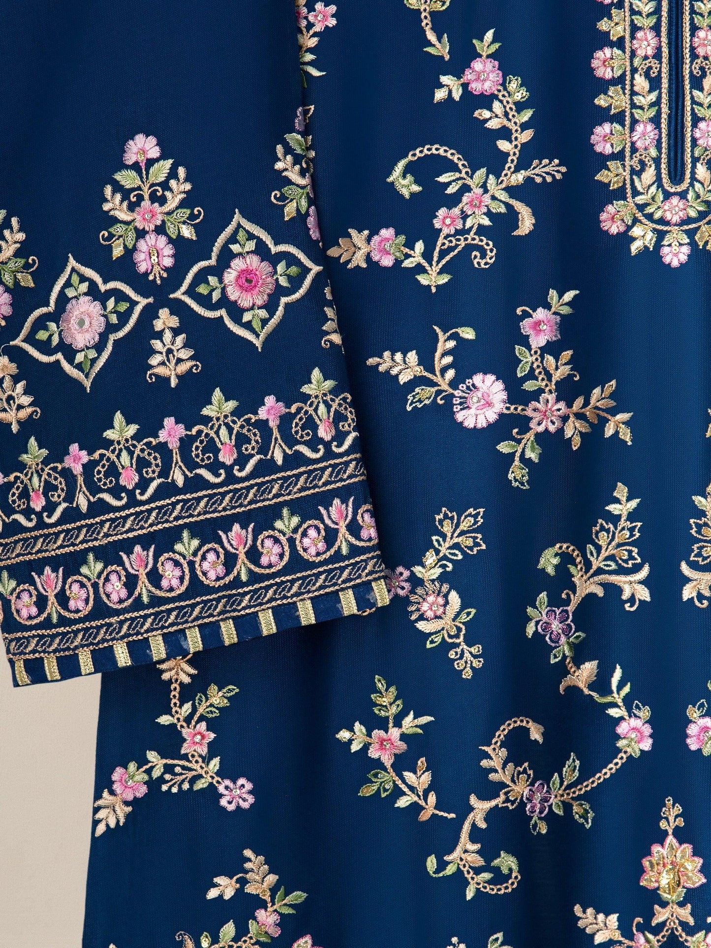 Agha noor 3 Piece Pure Silk  Heavily Embroidered Suit -Size  (Large) - Navy Blue