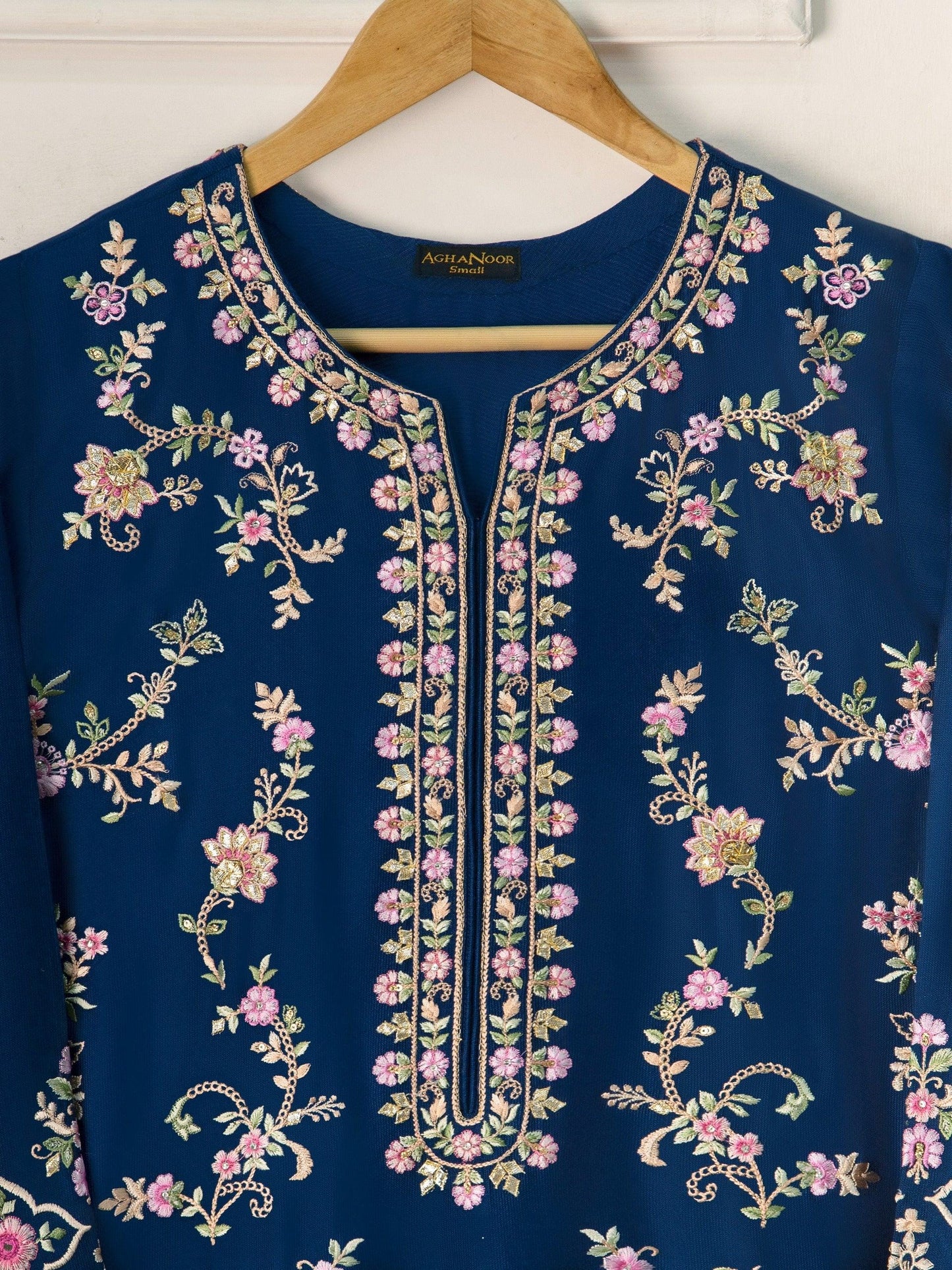 Agha noor 3 Piece Pure Silk  Heavily Embroidered Suit -Size  (Large) - Navy Blue