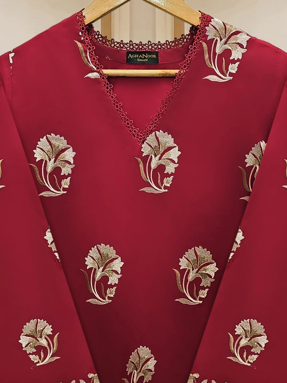 Agha Noor 3 piece - (Size- L) Embroidered Lawn Suit - Maroon