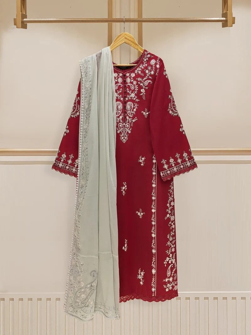 Agha Noor 2 piece - Embroidered Lawn Suit - Maroon - India Pakistan Bangladesh
