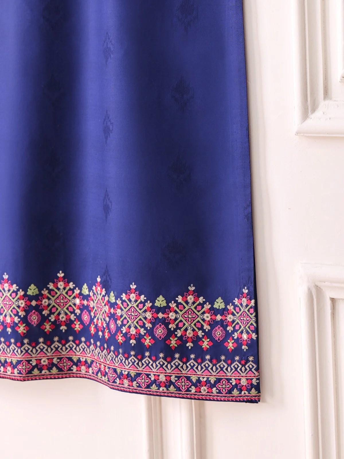 Aghanoor 2 piece - (Size-M) Embroidered Jacquard Suit - Dark Purple