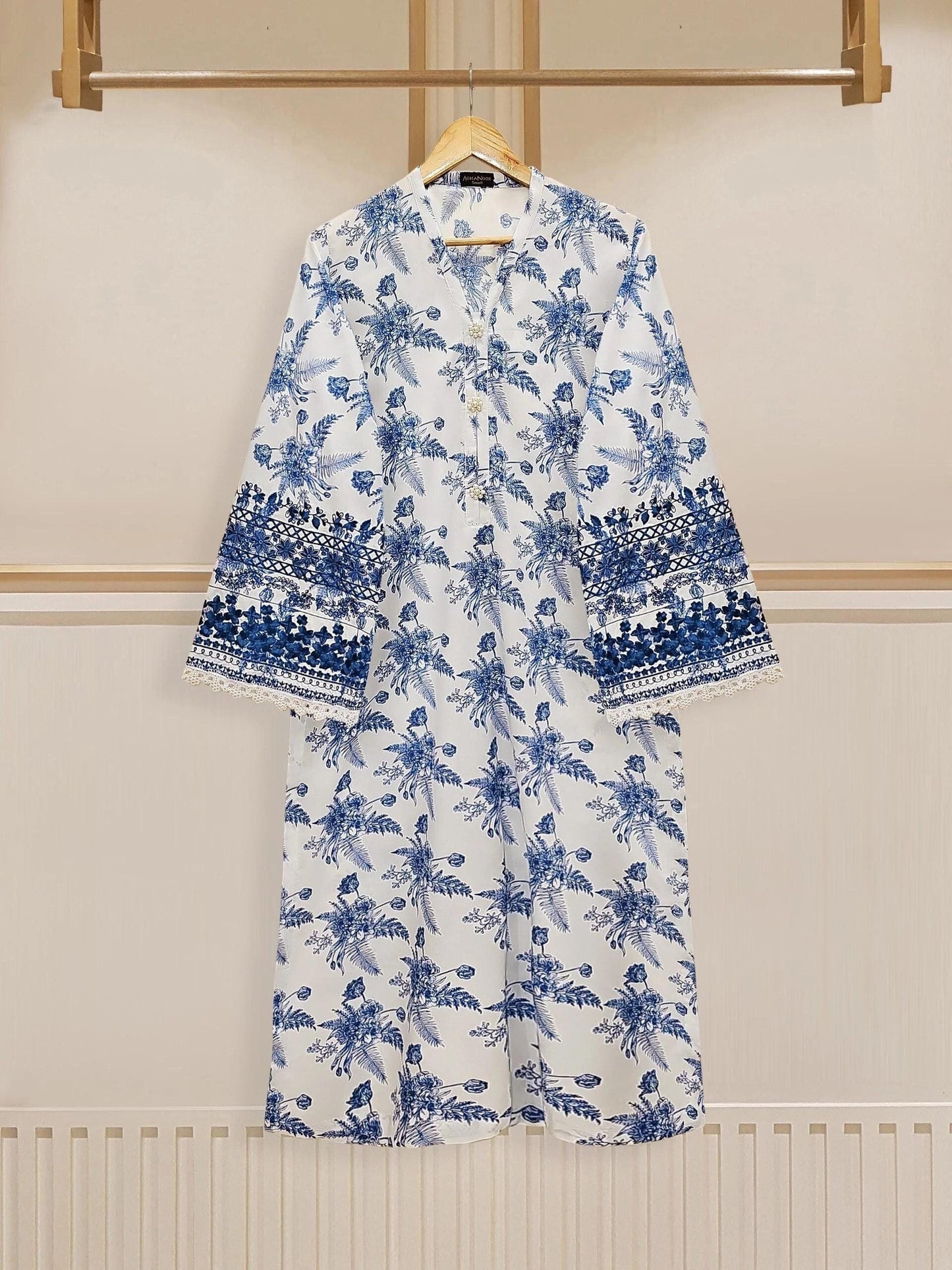 Embroidered Cambric Shalwar Kameez Suit: Floral Print, Size L