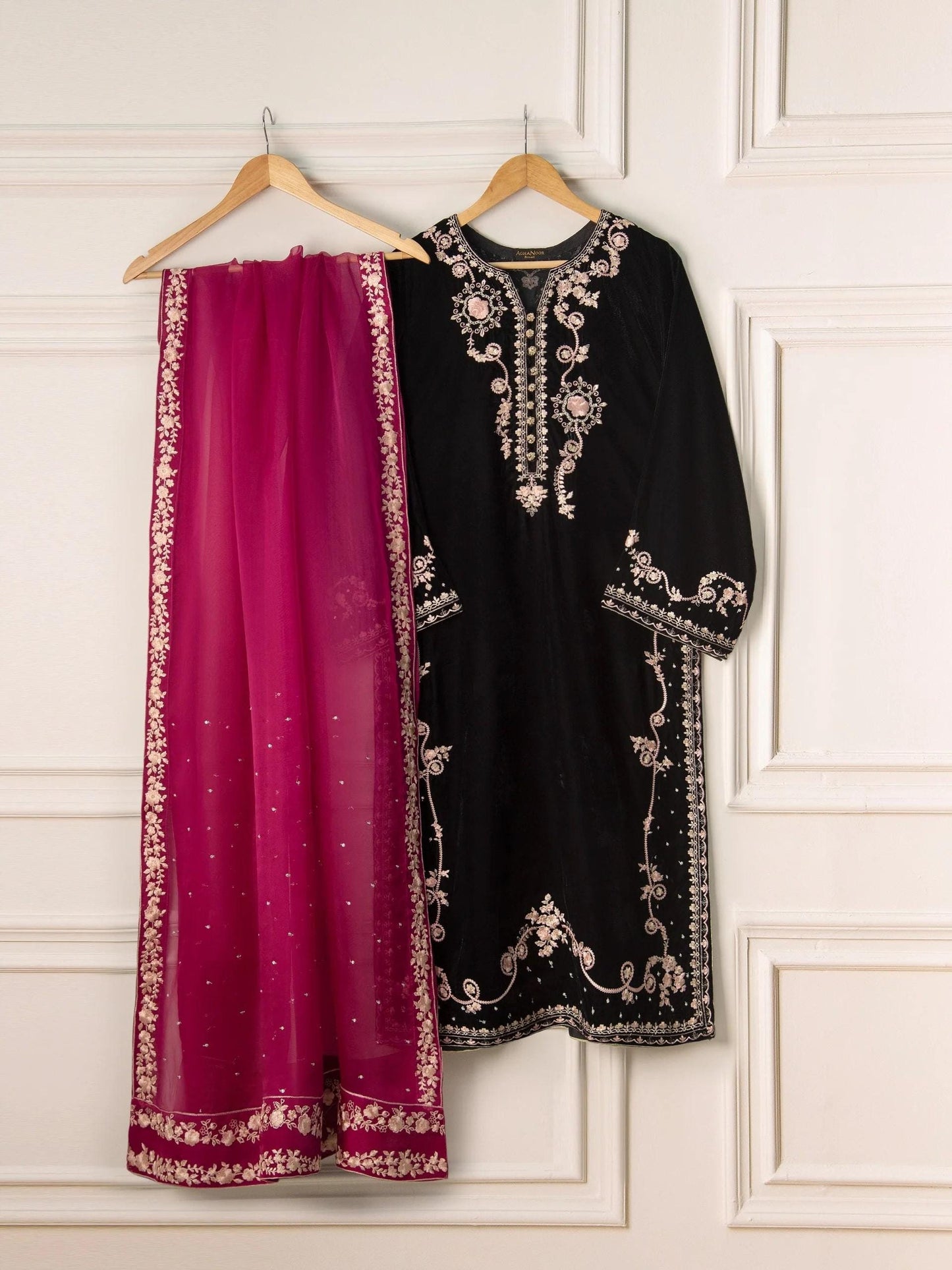 Agha Noor Embroidered Black Velvet Shalwar Kameez: 3-Piece Indian Suit
