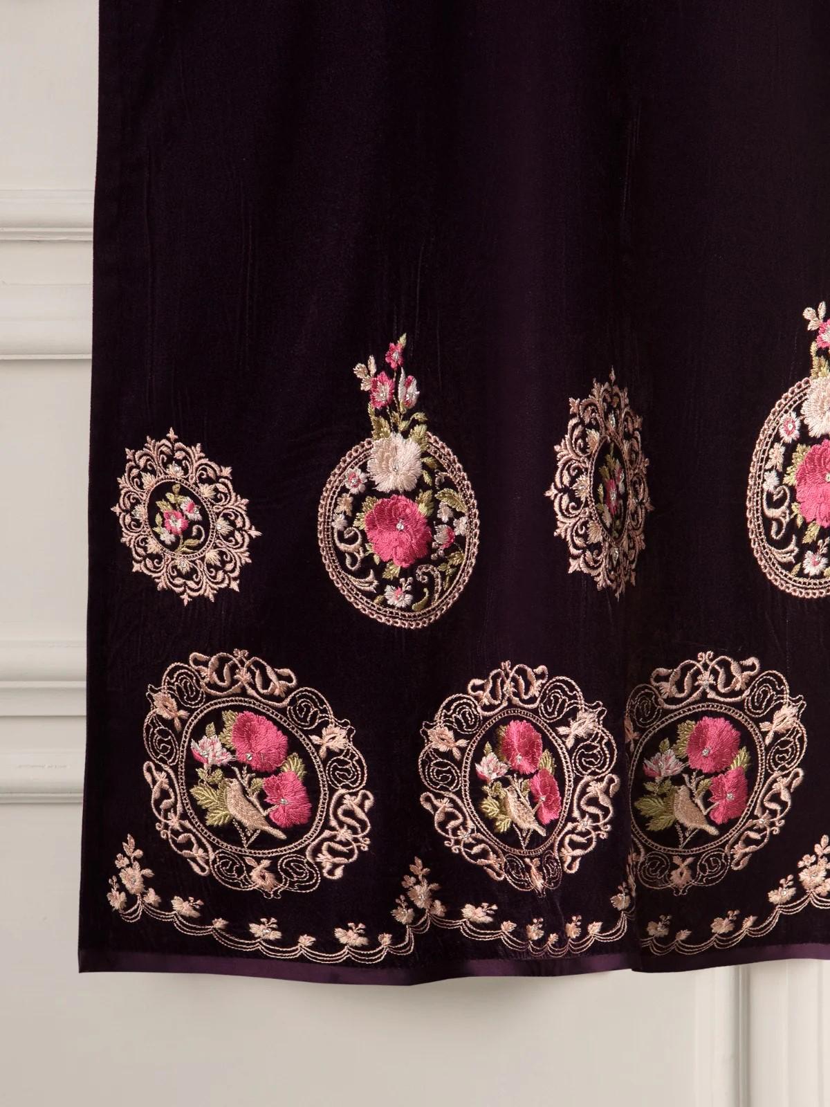 Agha Noor 3 Piece - Embroidered Velvet Suit: Purple Raw Silk Pants & Organza Dupatta