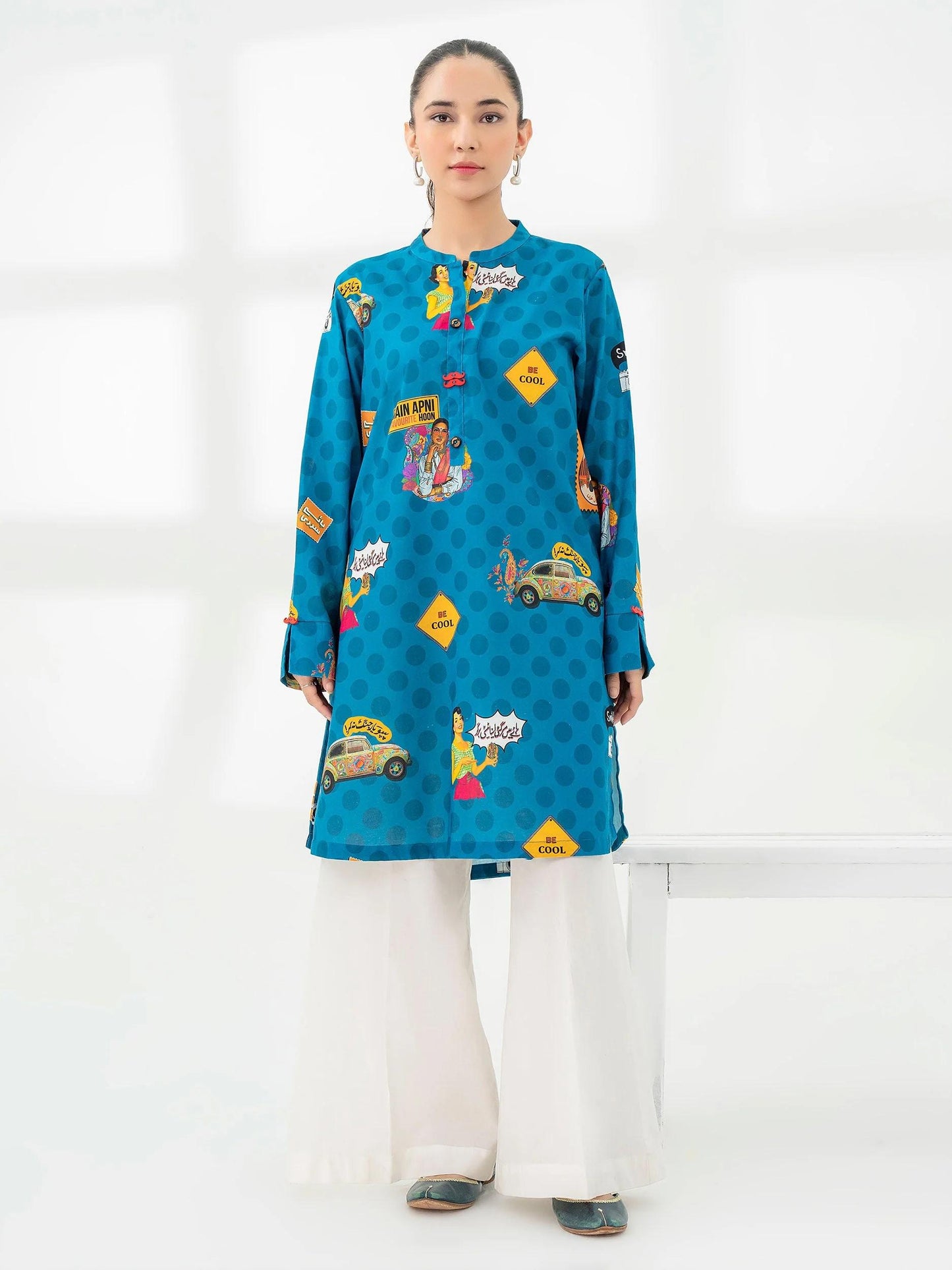 Printed Khaddar Shirt - Medium