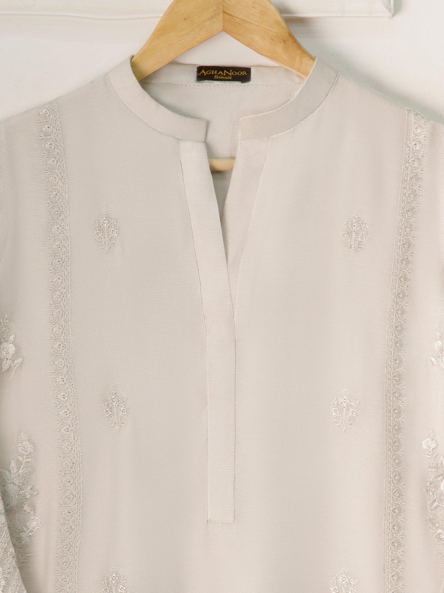 Embroidered Cotton Net Suit: Agha noor Grey Raw Silk Pants Set