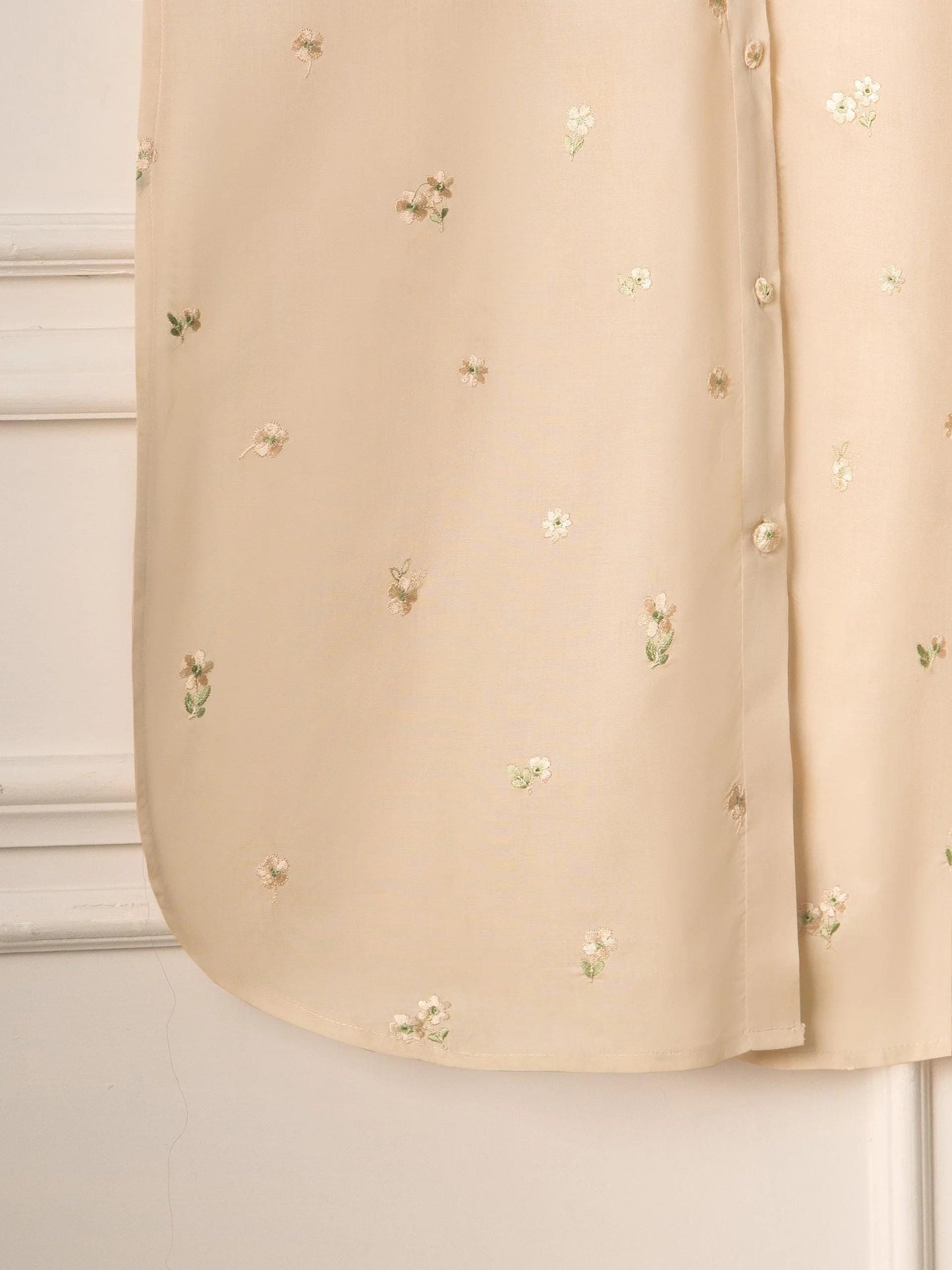 Aghanoor Embroidered Cambric Shirt (Size - Large)