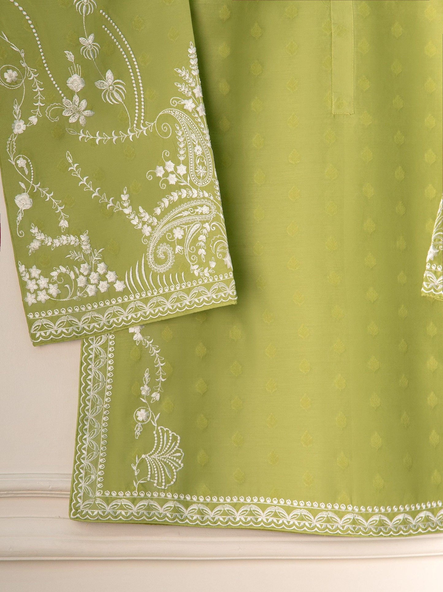 Agha noor 2 piece - Embroidered Jacquard Suit - (Size- Small)