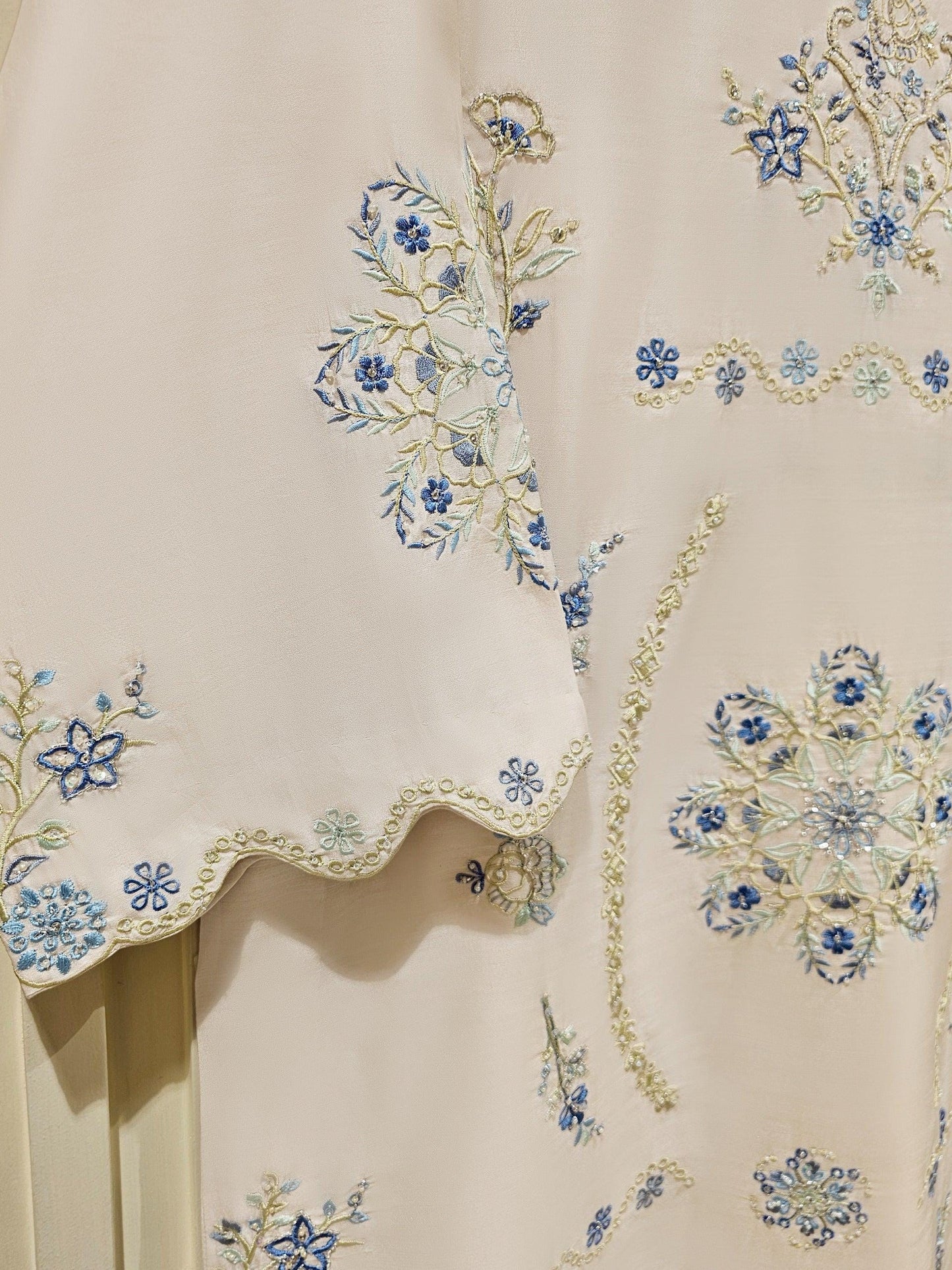 Agha Noor 3 Piece -  Pure Khaadi Silk Embroidered Suit - Off White