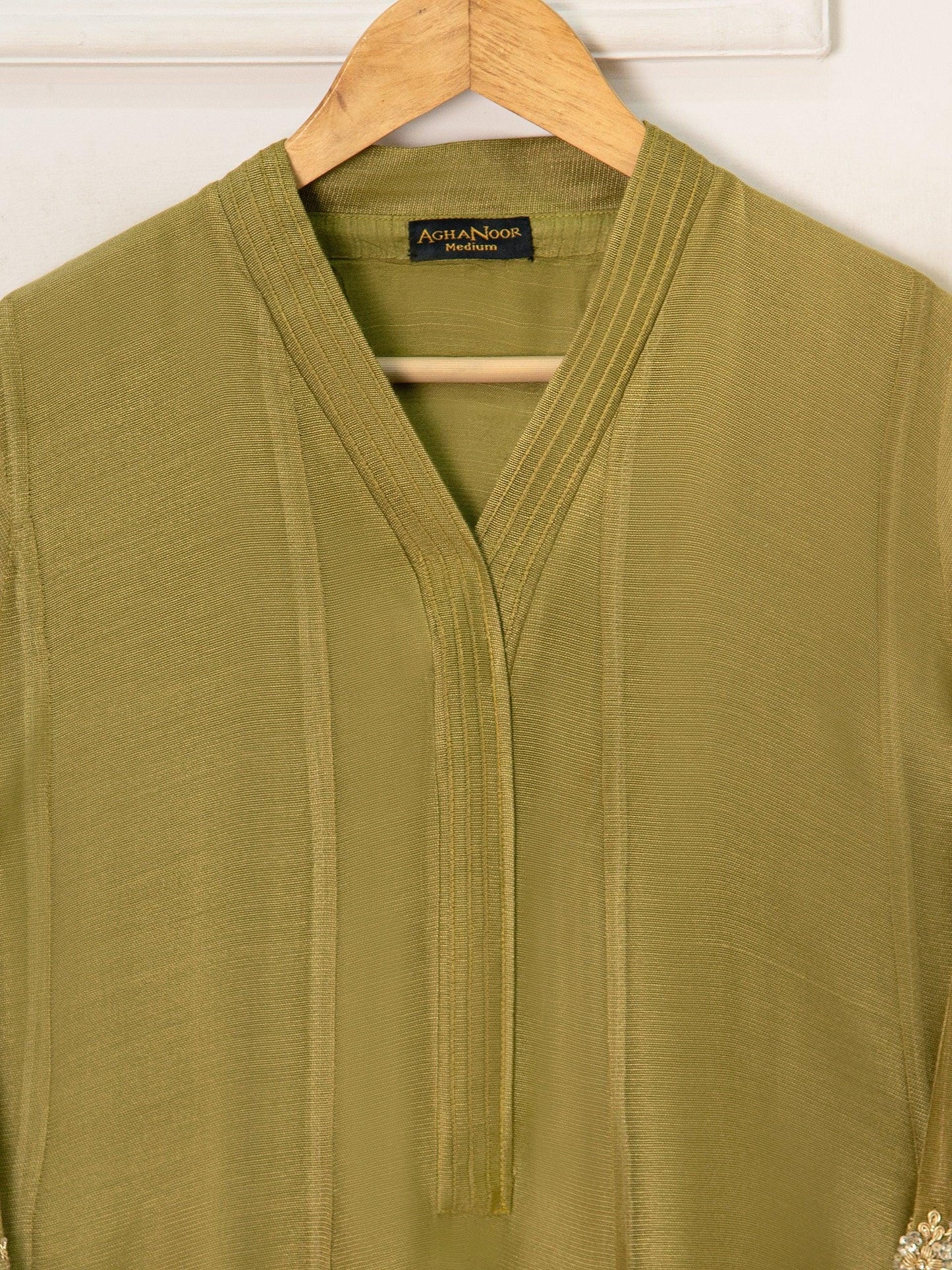 Agha noor 3 Piece Pure Cotton Net Embroidered Suit (Size Large, Medium) - Green