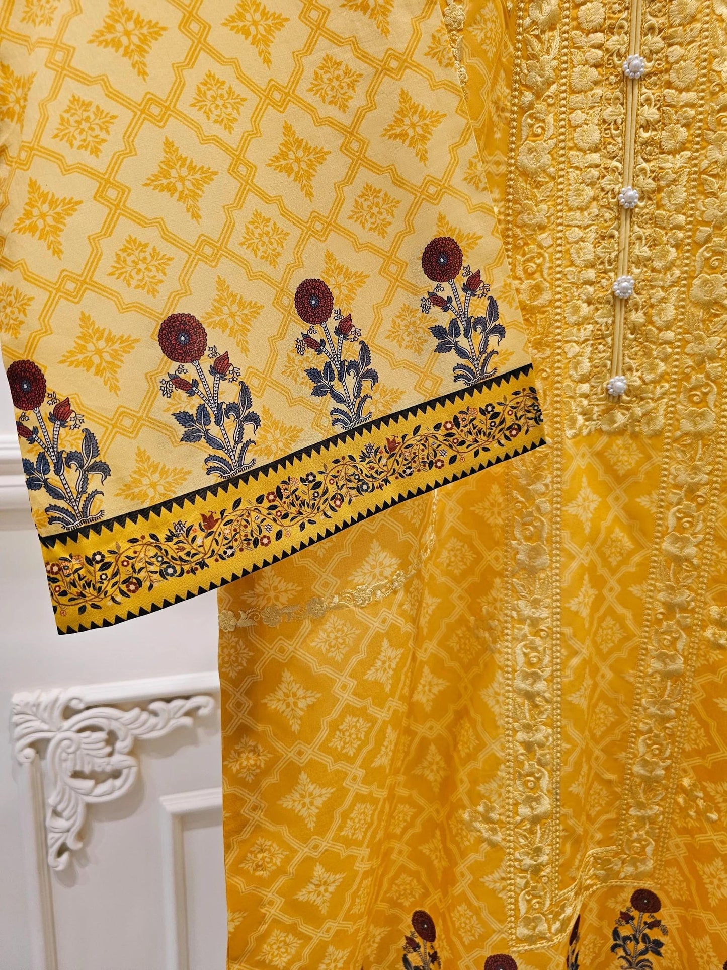 Aghanoor 2 piece - Digital Printed Embroidered Lawn Suit - Yellow - India Pakistan Bangladesh Dupatta Kameez