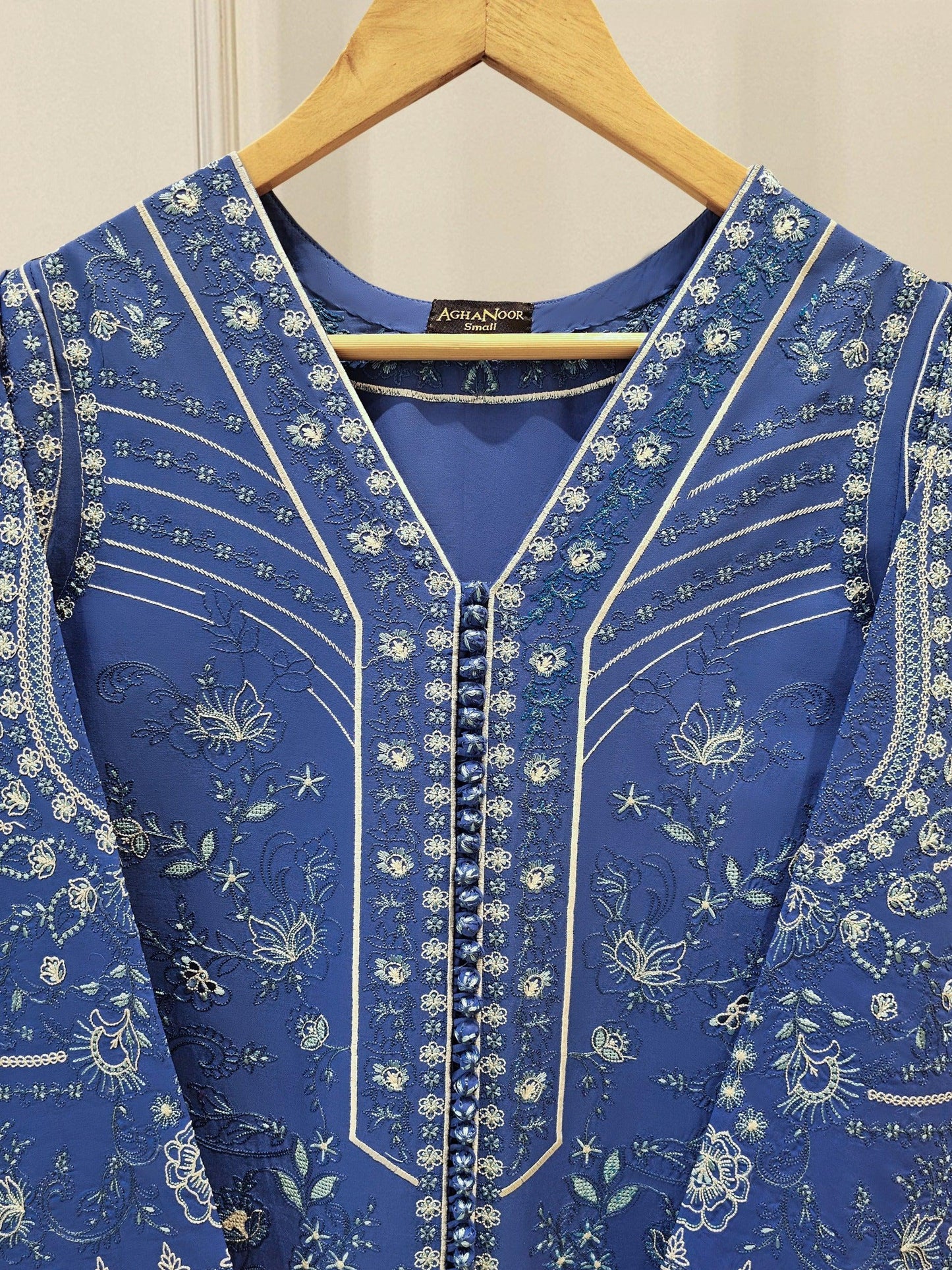 Agha Noor 2 piece - Embroidered Lawn Suit - Blue - India Pakistan Bangladesh Shalwar Kameez