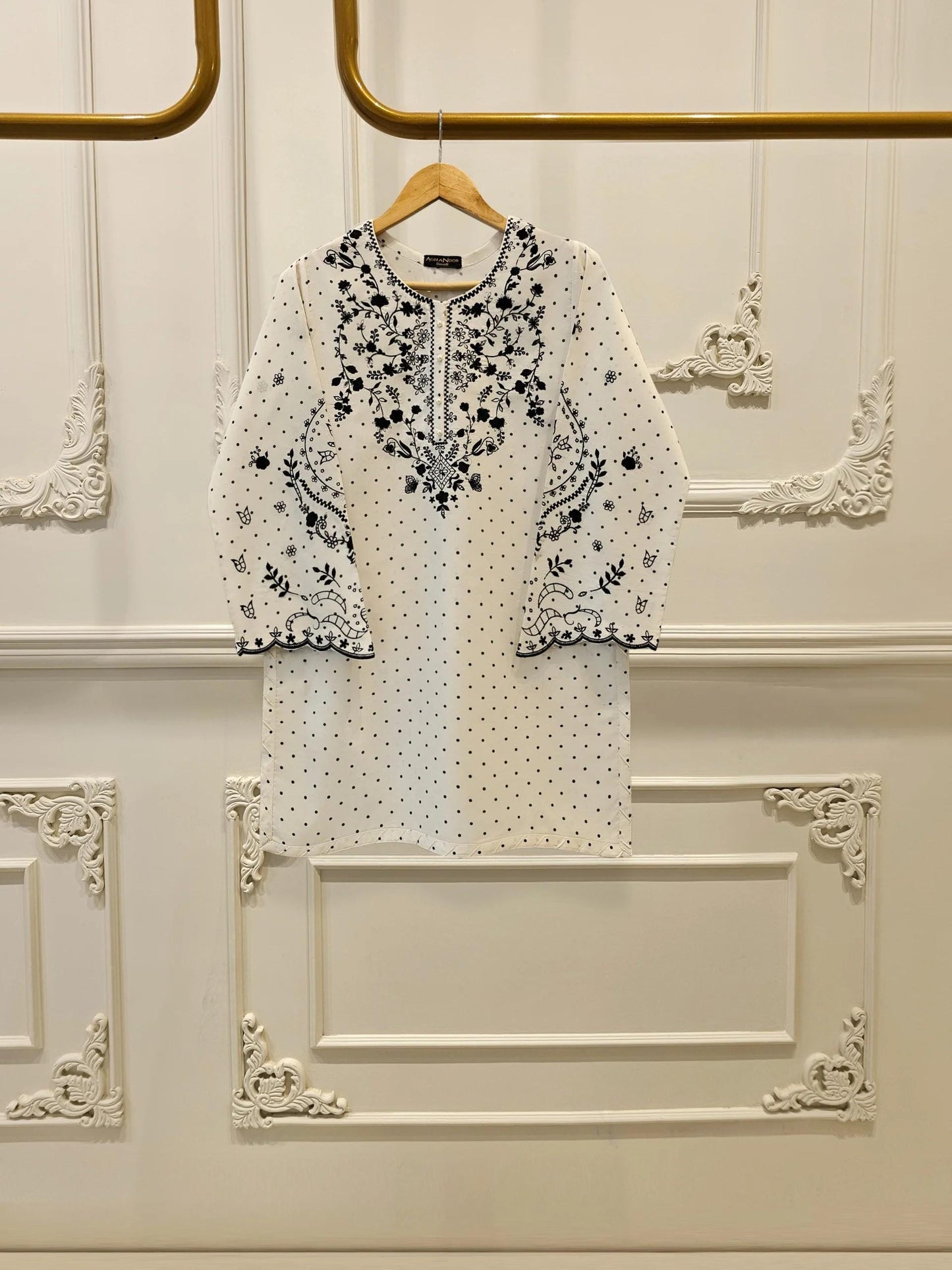 Latest Aghanoor 2 piece - Pure Embroidered Lawn Suit - India Pakistan Bangladesh Shalwar Kameez