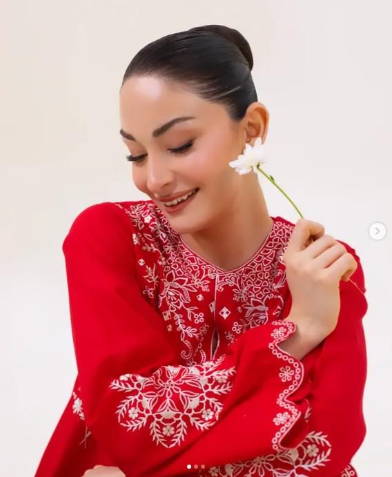 Aghanoor - Red Embroidered Lawn Shirt- (Size-S, M, L) India Pakistan Bangladesh