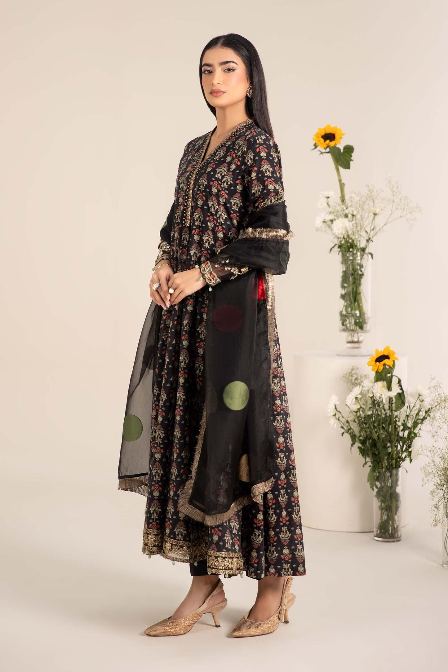 Maria.B - 3 Piece Embroidered Lawn Suit  (Medium) - Black
