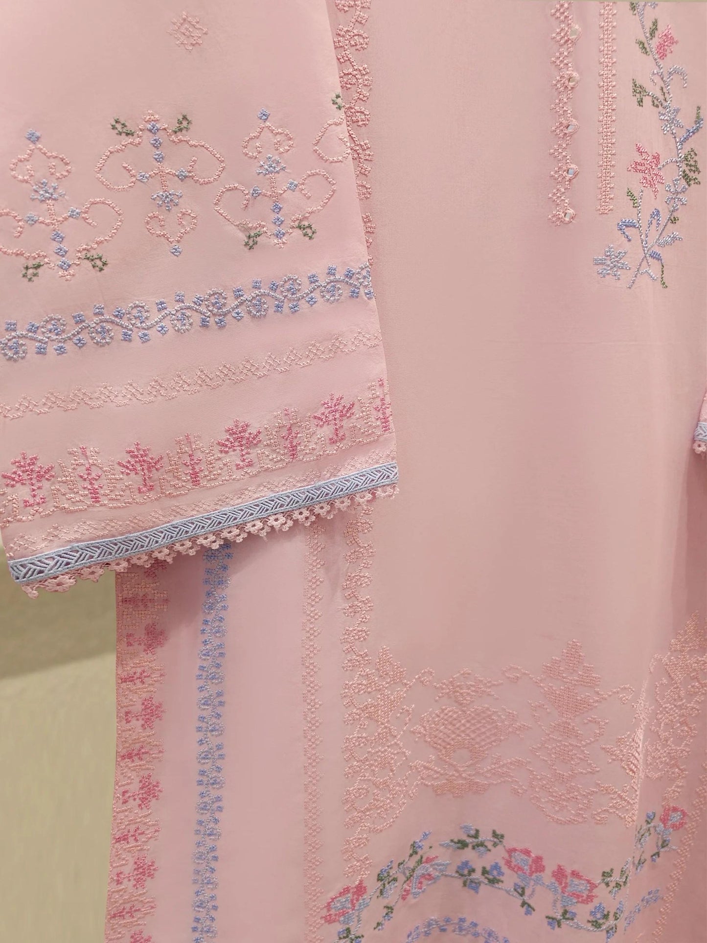 Agha noor 2 Piece Cross stitched Embroidered Lawn Suit Size (L, XL) Pink