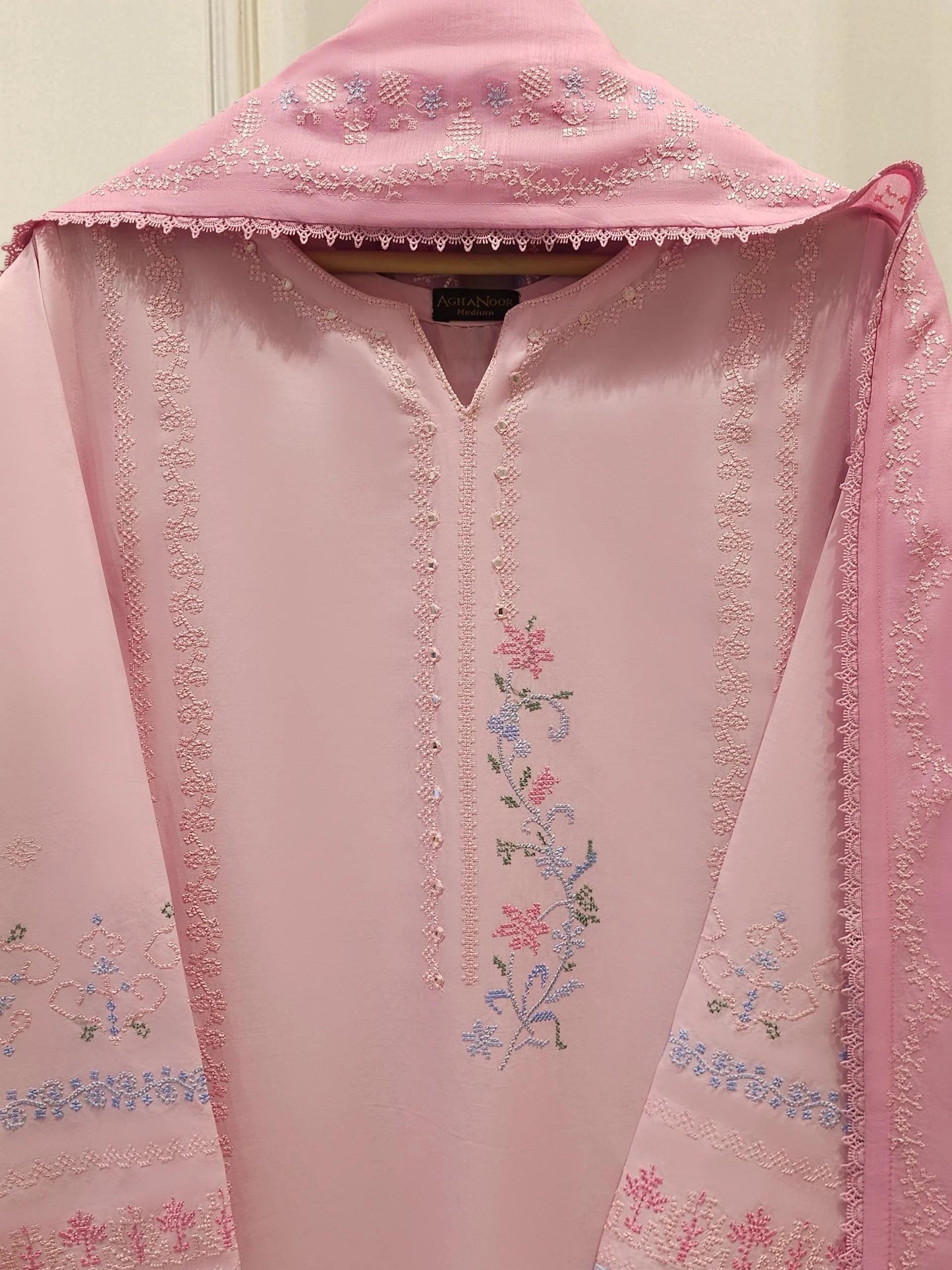 Agha noor 2 Piece Cross stitched Embroidered Lawn Suit Size (L, XL) Pink