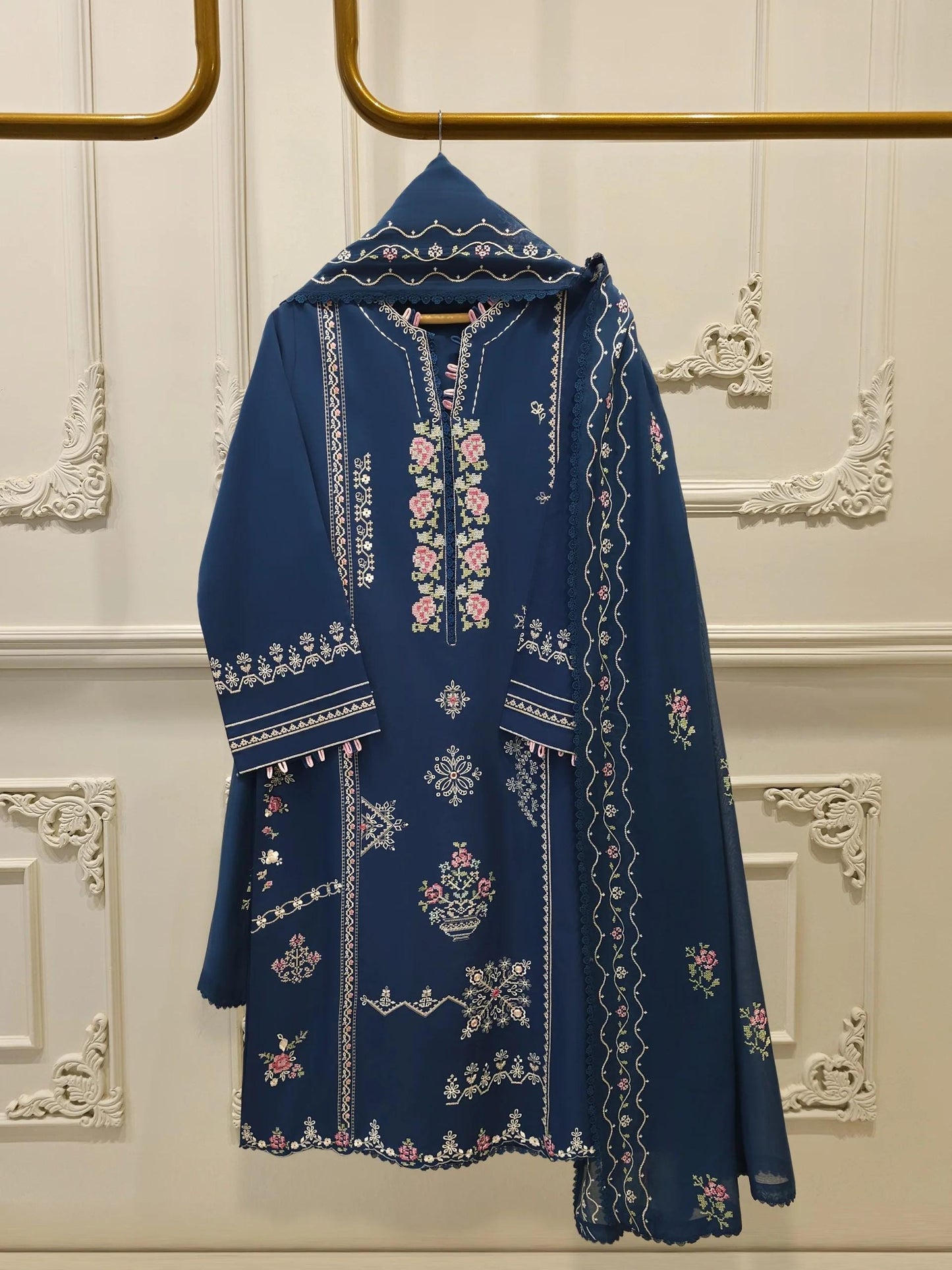 Aghanoor 2 Piece Cross stitched Embroidered Lawn Suit Size (XL, Large, Medium)