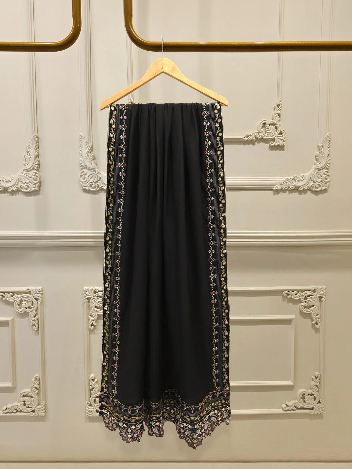 Aghanoor 3 piece - Pure Embroidered Lawn Suit with Applique Work  -  Raw Silk Pants