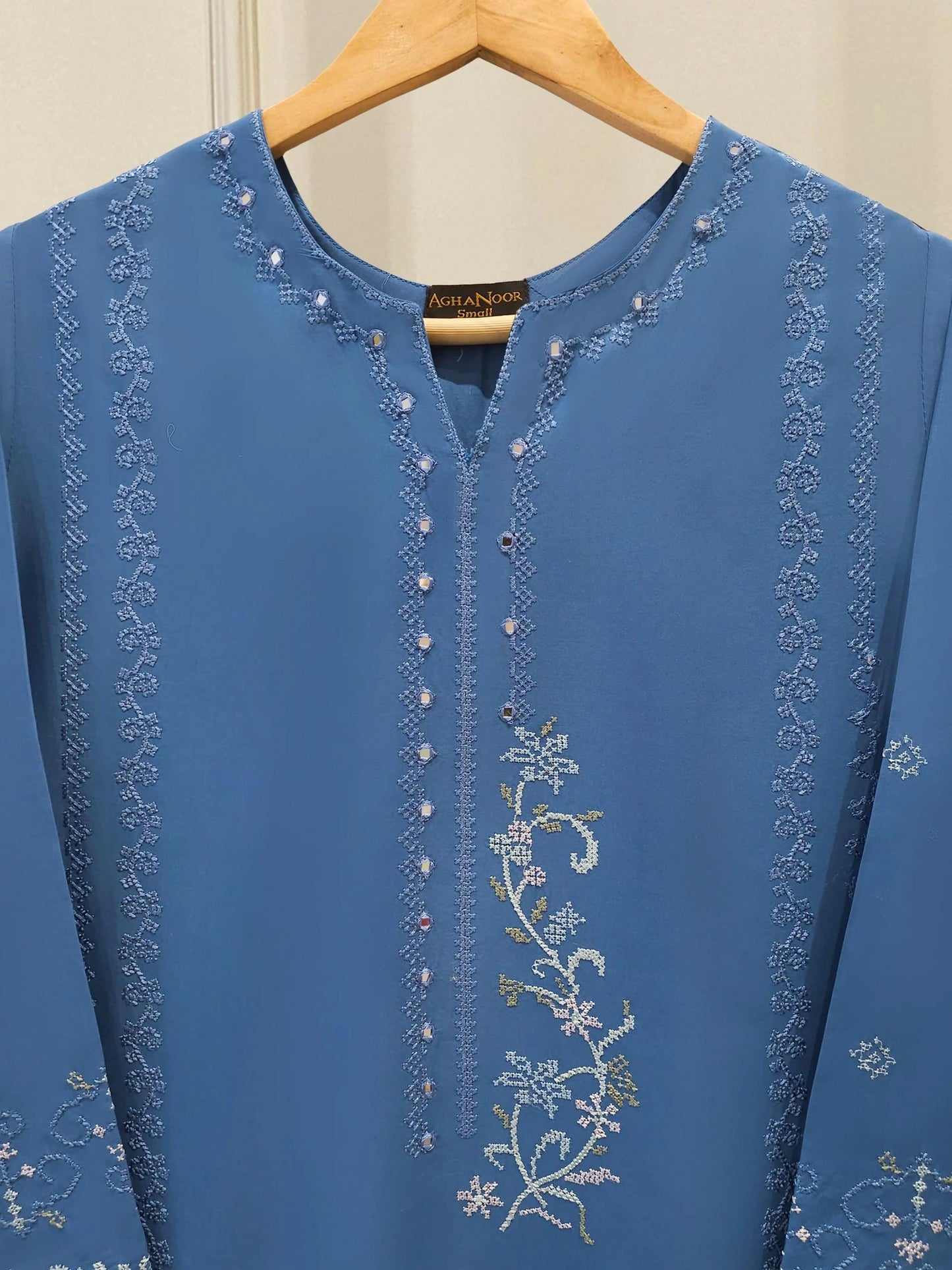 Aghanoor 2 piece - Pure Embroidered Lawn Suit - Blue -  India Pakistan Bangladesh Shalwar Kameez