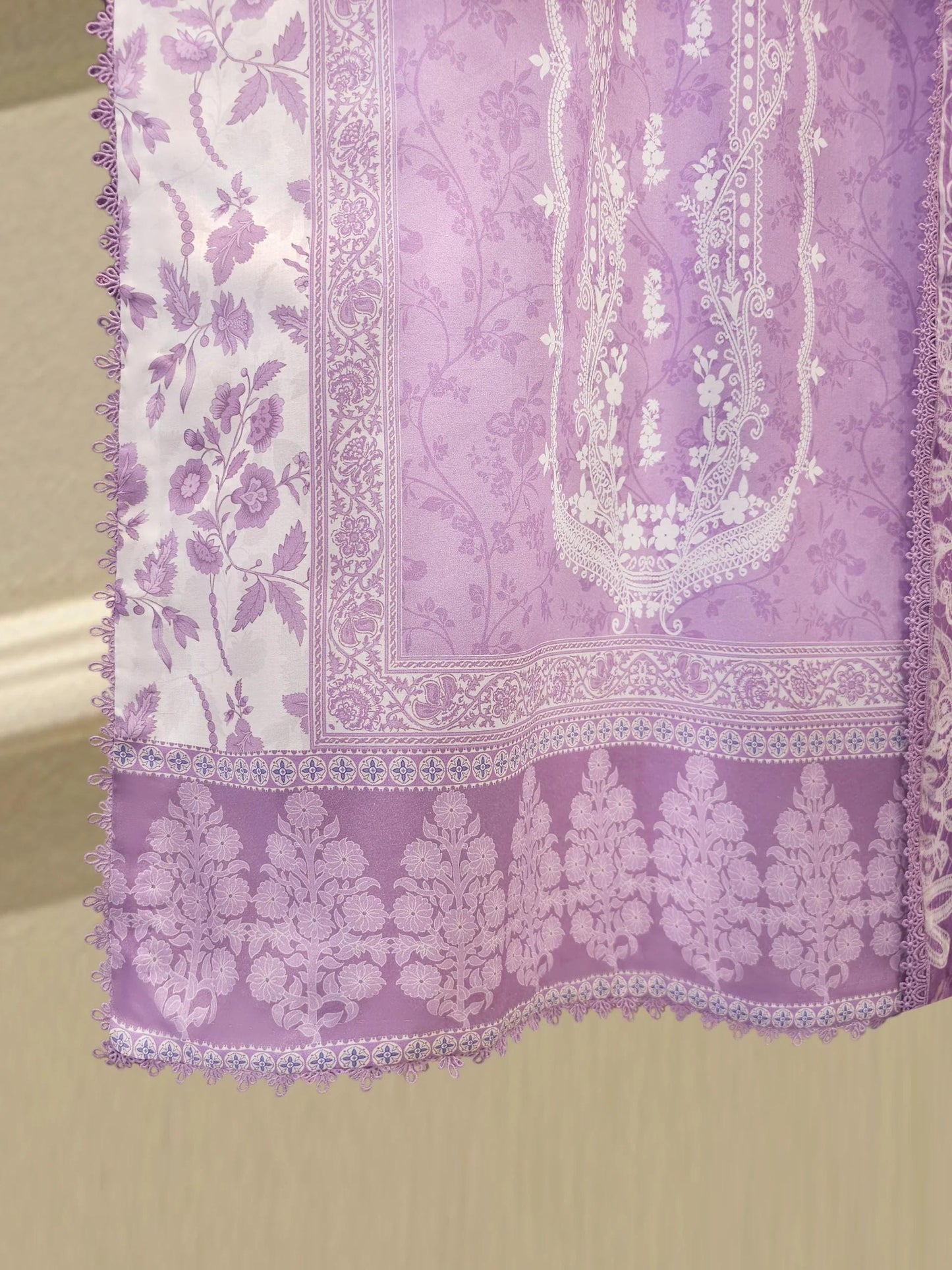 Agha Noor 2 Piece Digital Printed Embroidered Lawn Suit - Lavender - Chiffon Dupatta