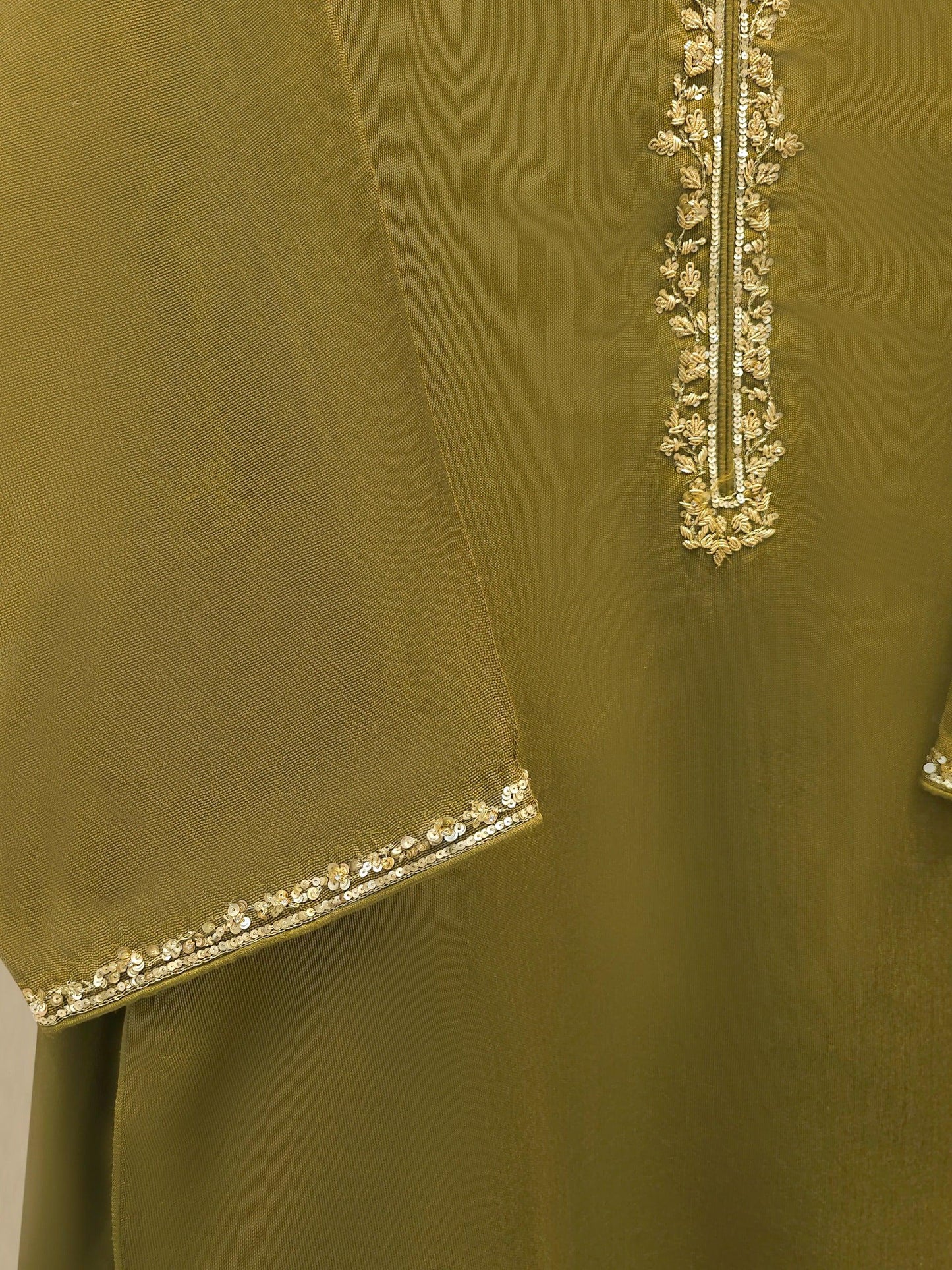 Agha Noor 3 Piece Pure Cotton Net Embroidered Suit Size (Large) - Dhani Green
