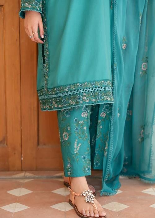 3 piece - Pakistani Designer XL Embroidered Lawn Suit - Chiffon Dupatta