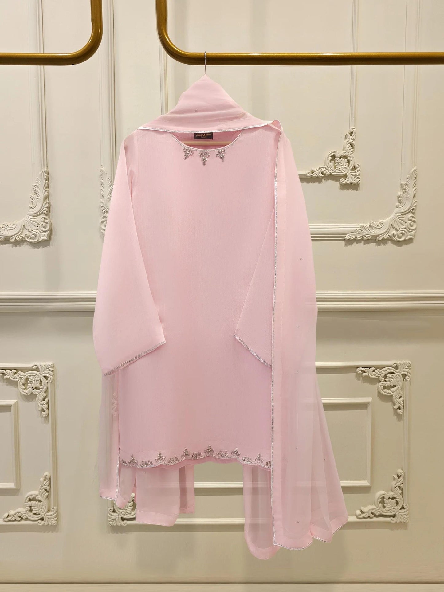 Agha Noor 3 Piece Pure Cotton Net Embroidered Suit Size (Medium, Large) - Chiffon Dupatta
