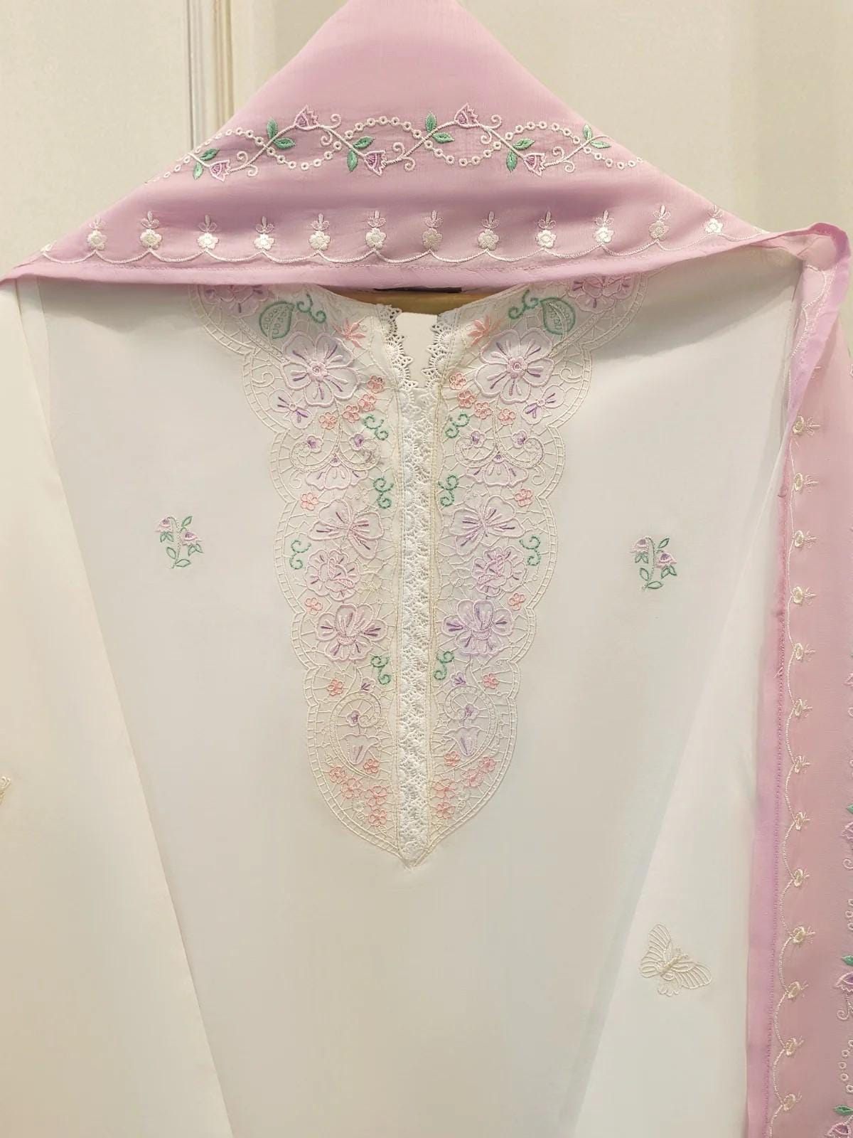 Agha Noor 2 Piece Embroidered Lawn Suit