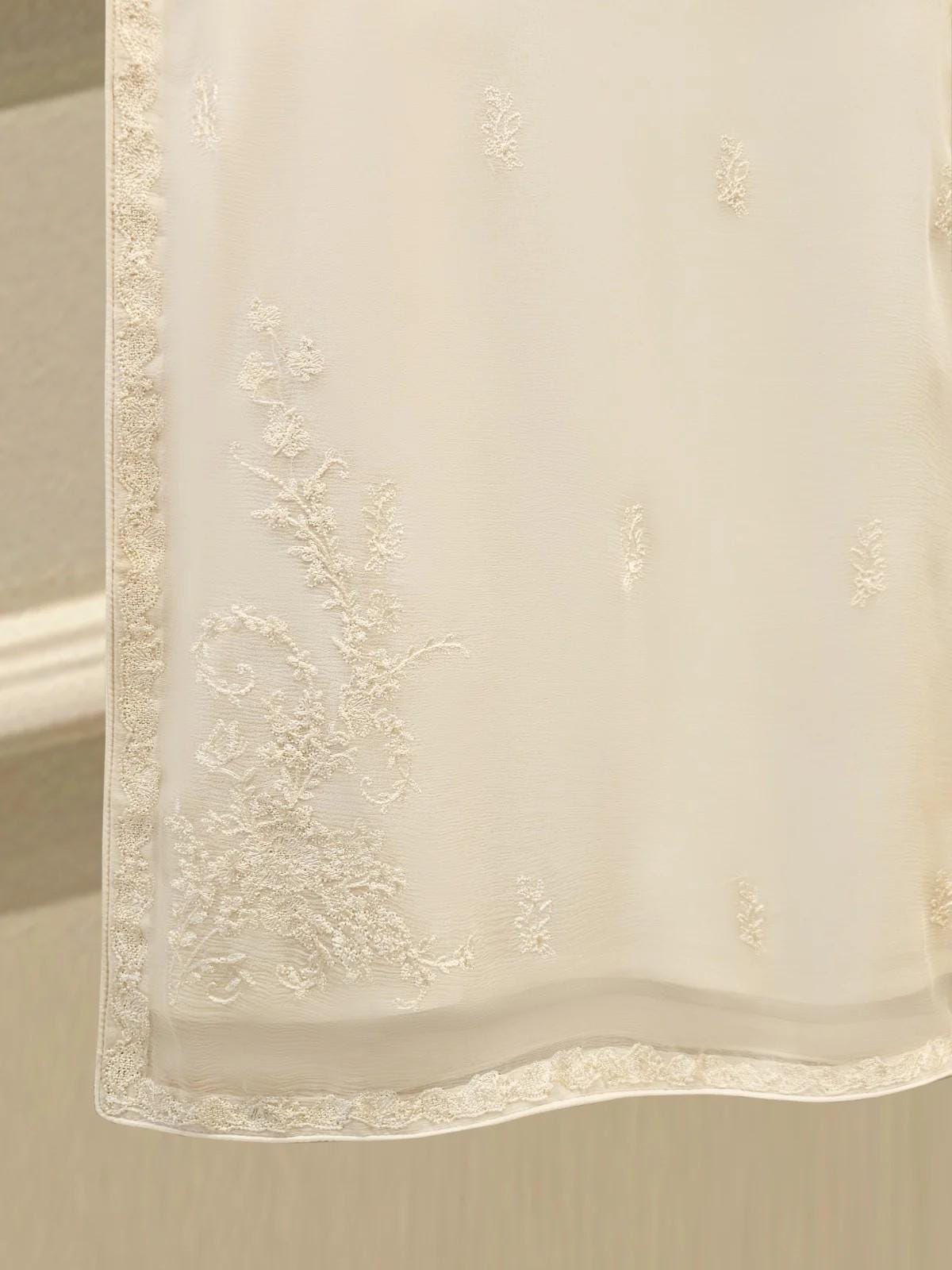 Agha Noor 3 Piece - Pure Embroidered Chiffon Suit - Off White