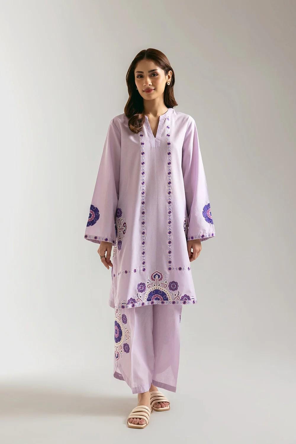 Ethnc 2 piece - Designer Brand Pure Embroidered Lawn Suit - Lilac
