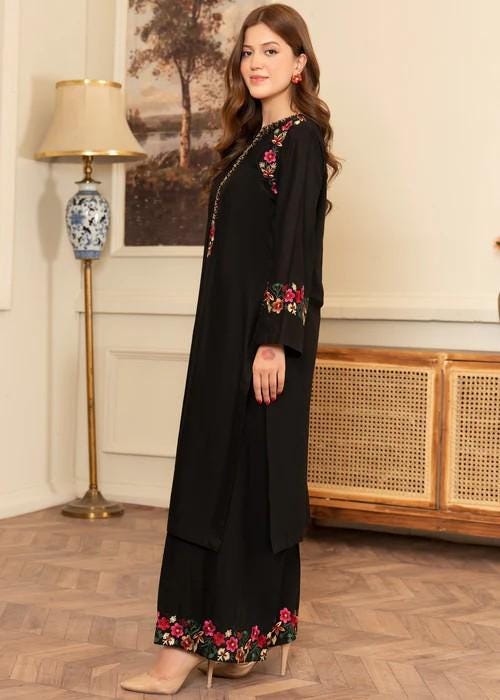3 piece - Pakistani Designer Lawn Suit - Manaar Dupatta