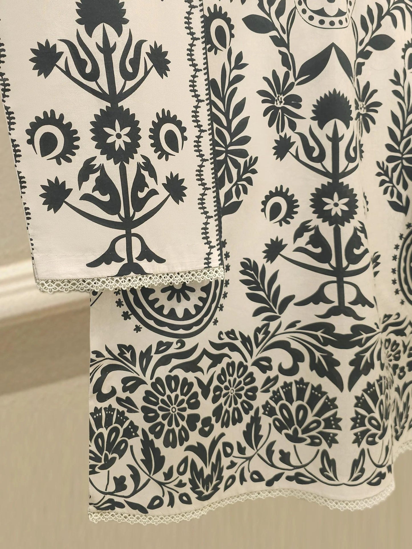 Agha Noor 2 piece - Printed Lawn Suit