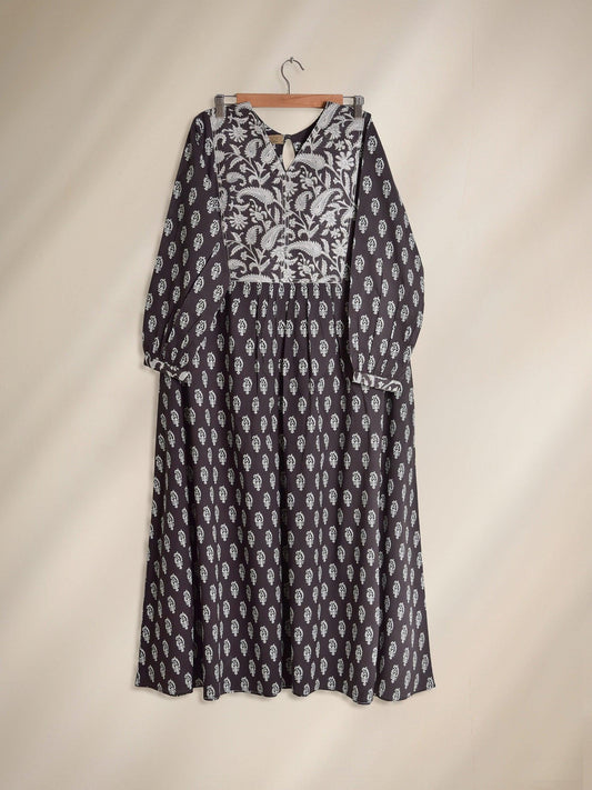 Aghanoor Maxi Dress - Pure Cotton - Black & White