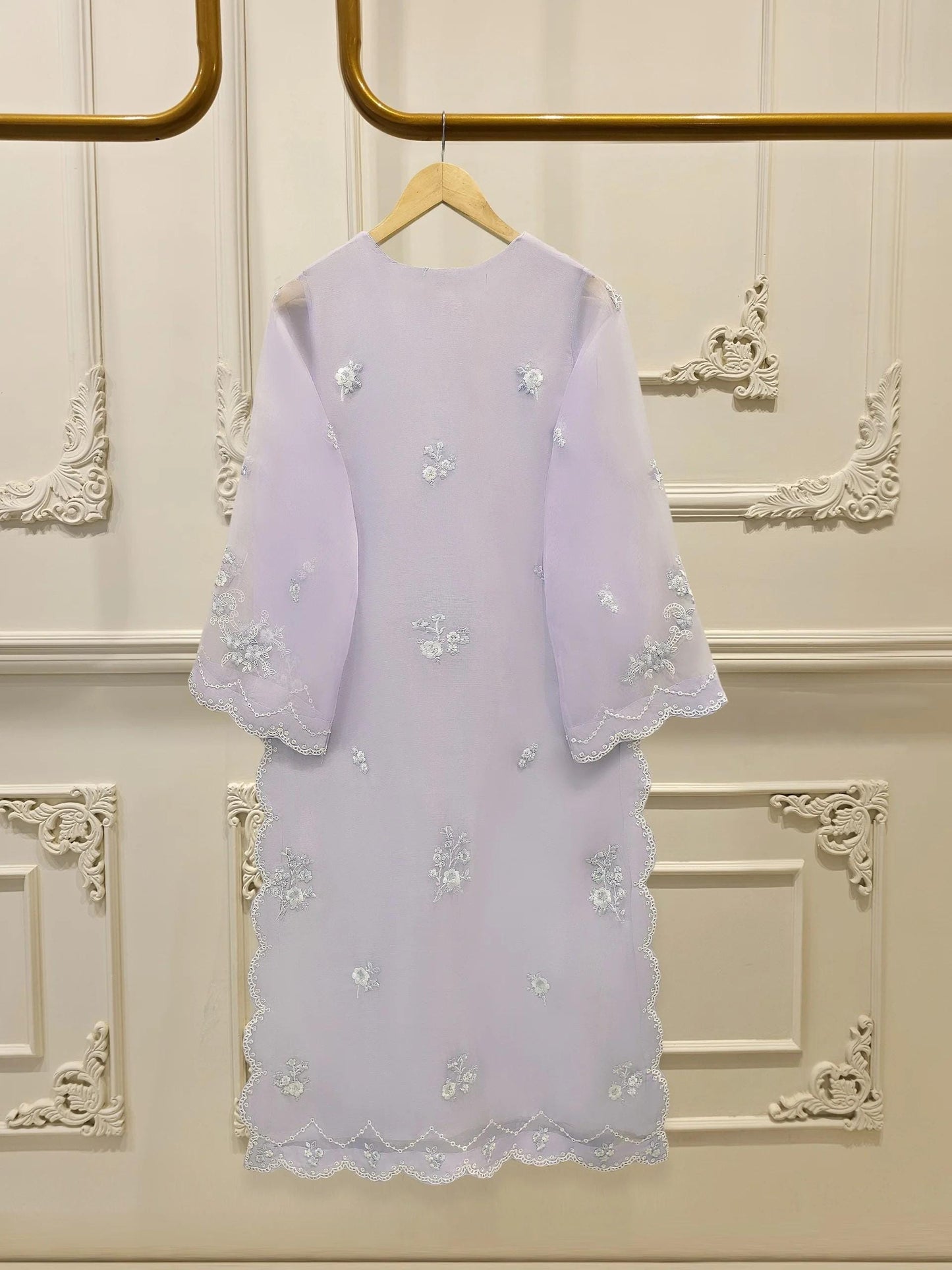 Agha Noor 3 piece - (Size- Medium, Large) Pure Organza Embroidered Suit - Lilac