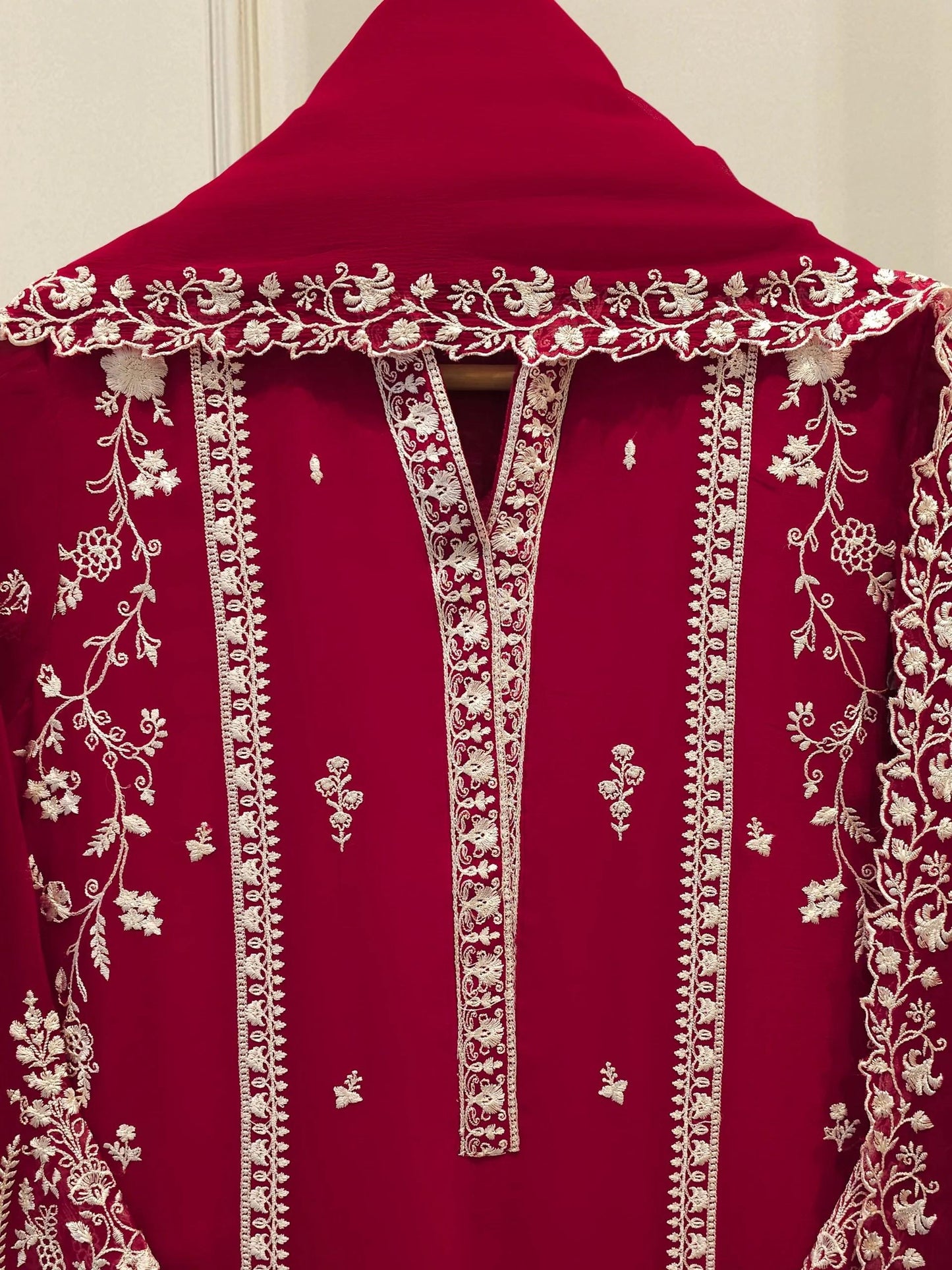Agha Noor 3 Piece - Pure Embroidered Chiffon Suit (Size - Large) - Maroon - Chiffon Dupatta