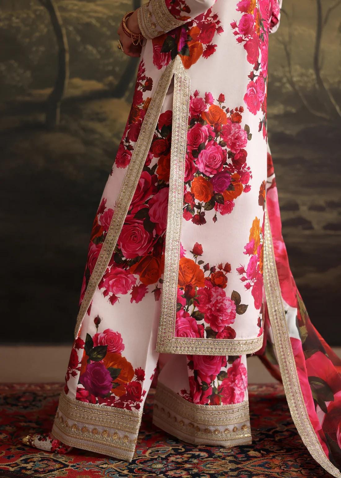 Embroidered Lawn Suit: Palazzo Pants & Organza Dupatta - 3 Piece