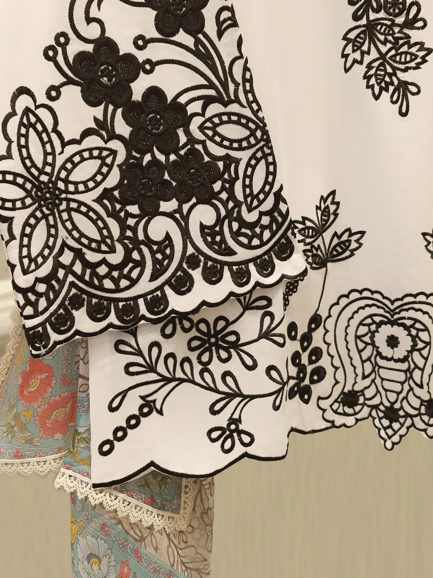 Agha Noor 3 Piece - Embroidered Lawn Suit - Chiffon Dupatta