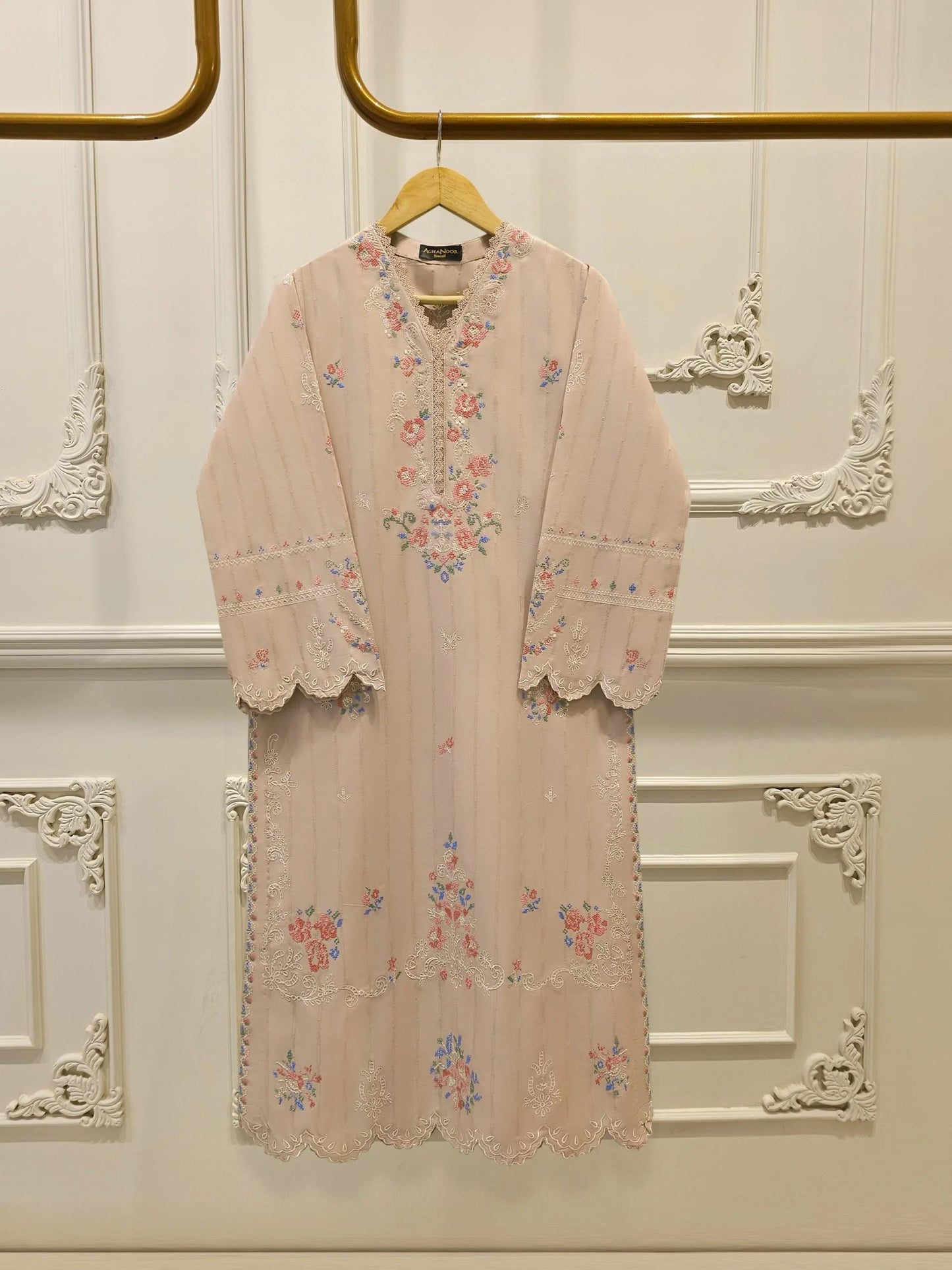 Agha Noor - 2 - Piece Embroidered Jacquard Suit - (Size-M, L) India Pakistan Bangladesh