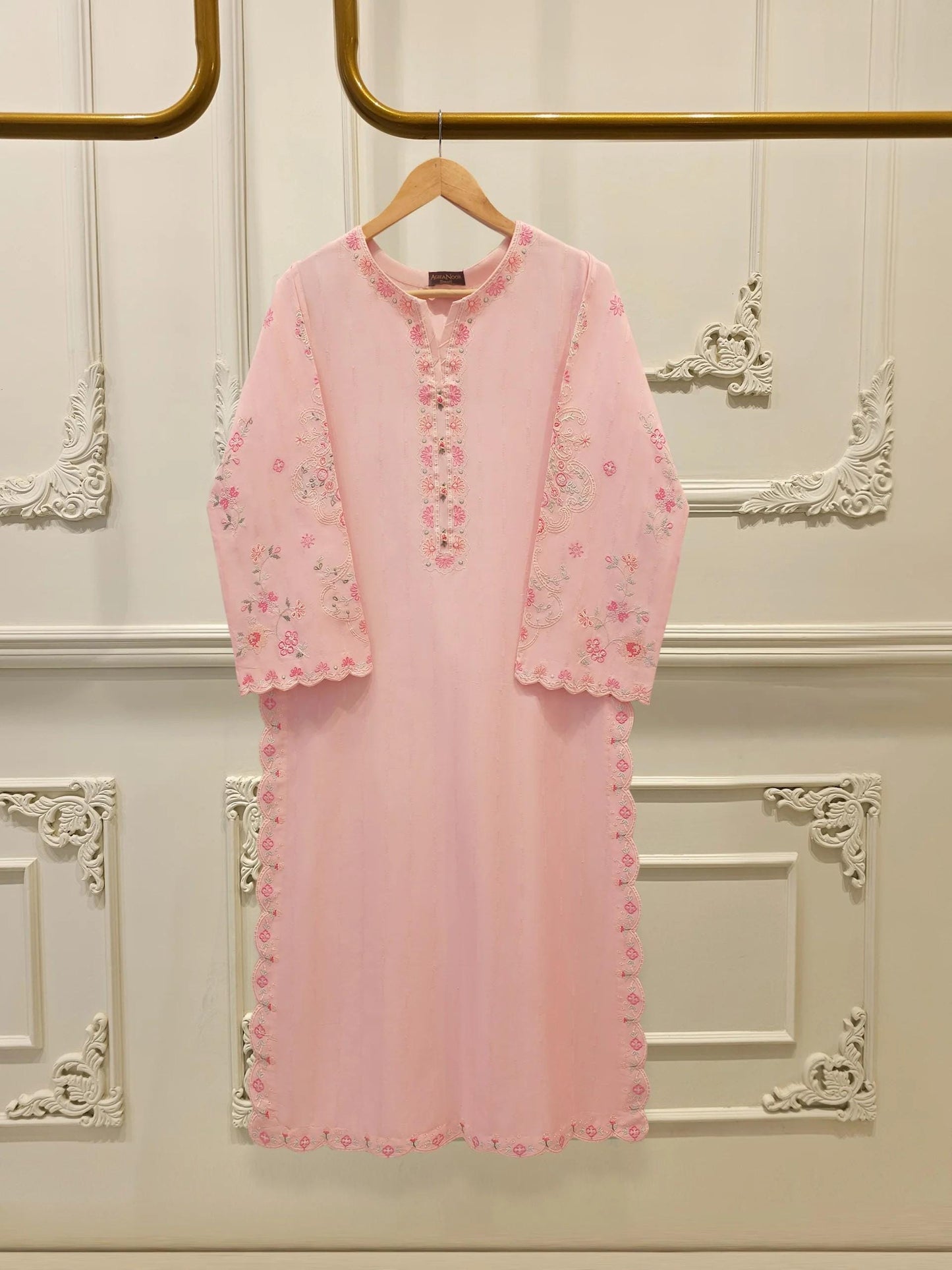 Agha Noor - 2 - Piece Embroidered Jacquard Suit India Pakistan Bangladesh