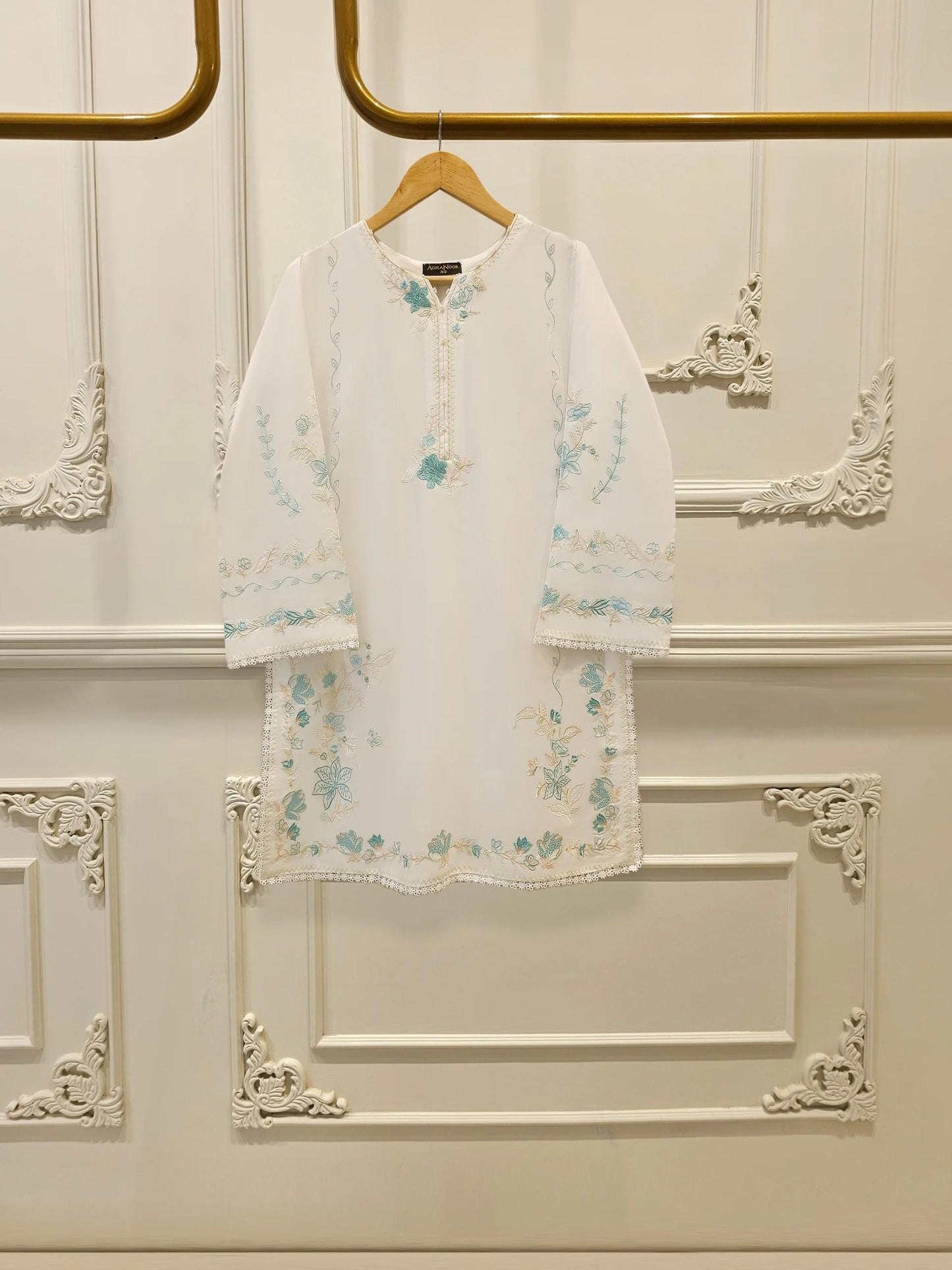 Agha Noor - Embroidered Lawn Shirt- (Size-L) - Chest size 44"